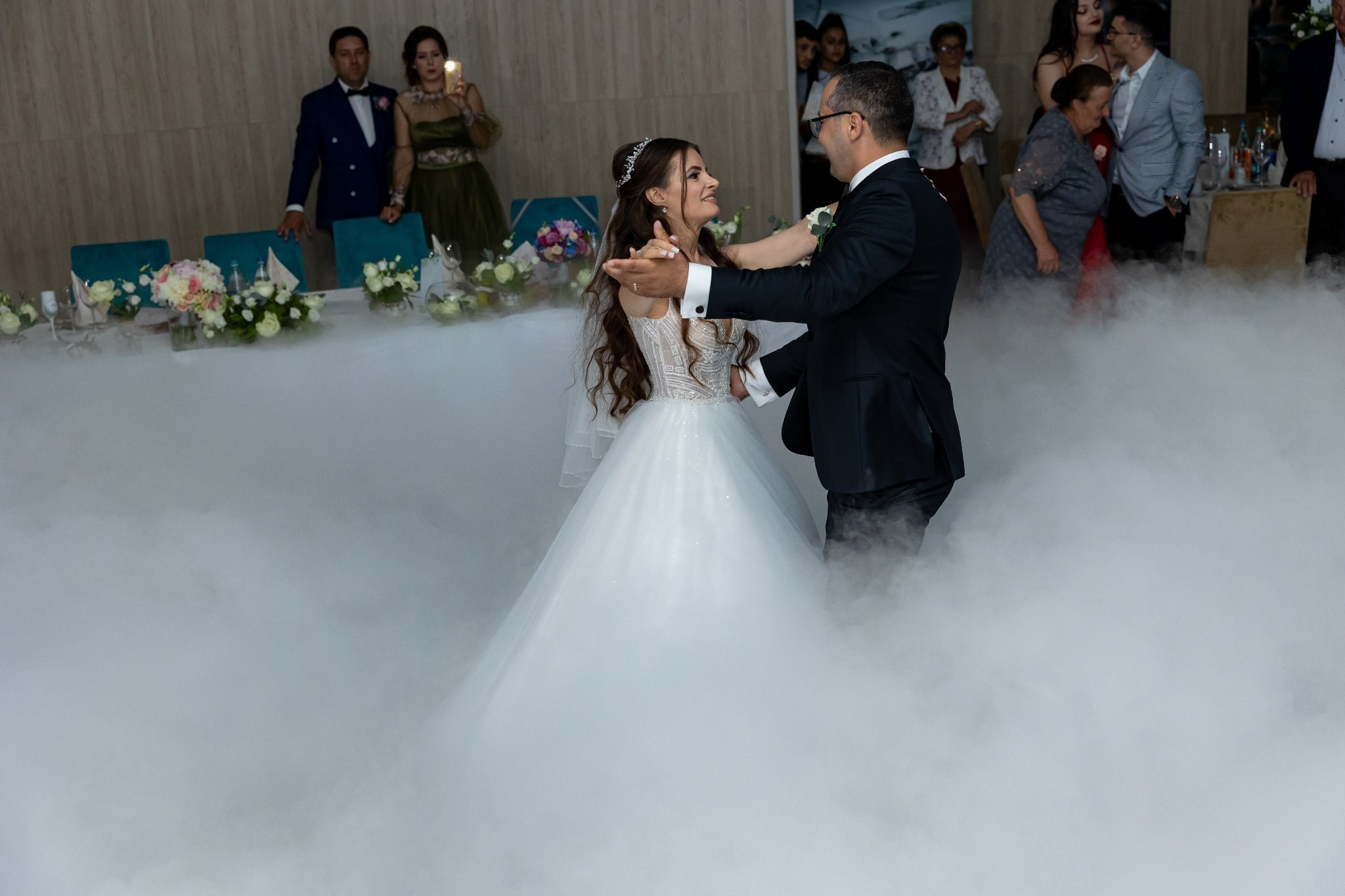 Laurentiu si Ilenca. Fotograf Nuntă Constanța - Moments by Gub