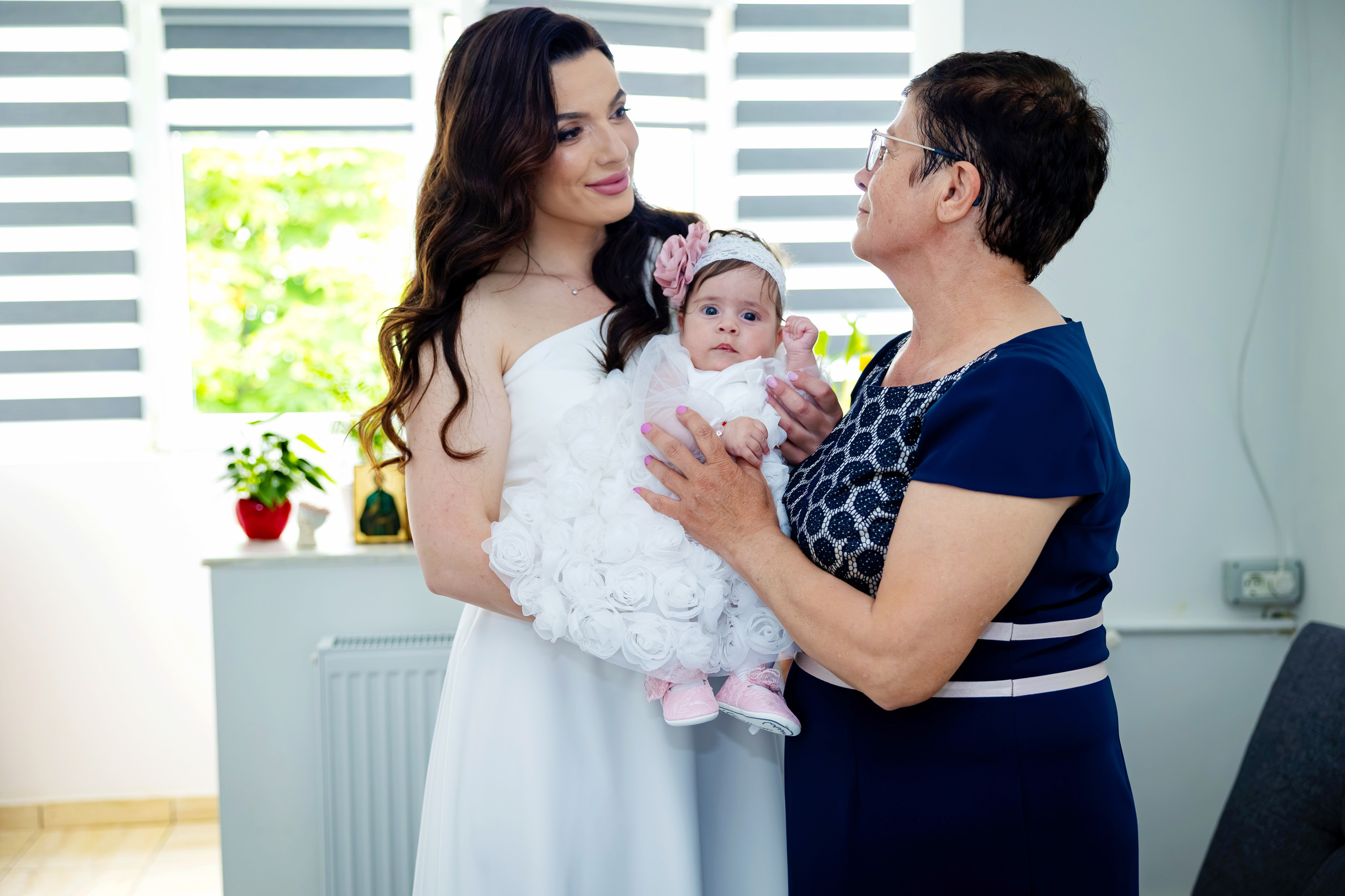 Iris Stefania. Moments By Gub