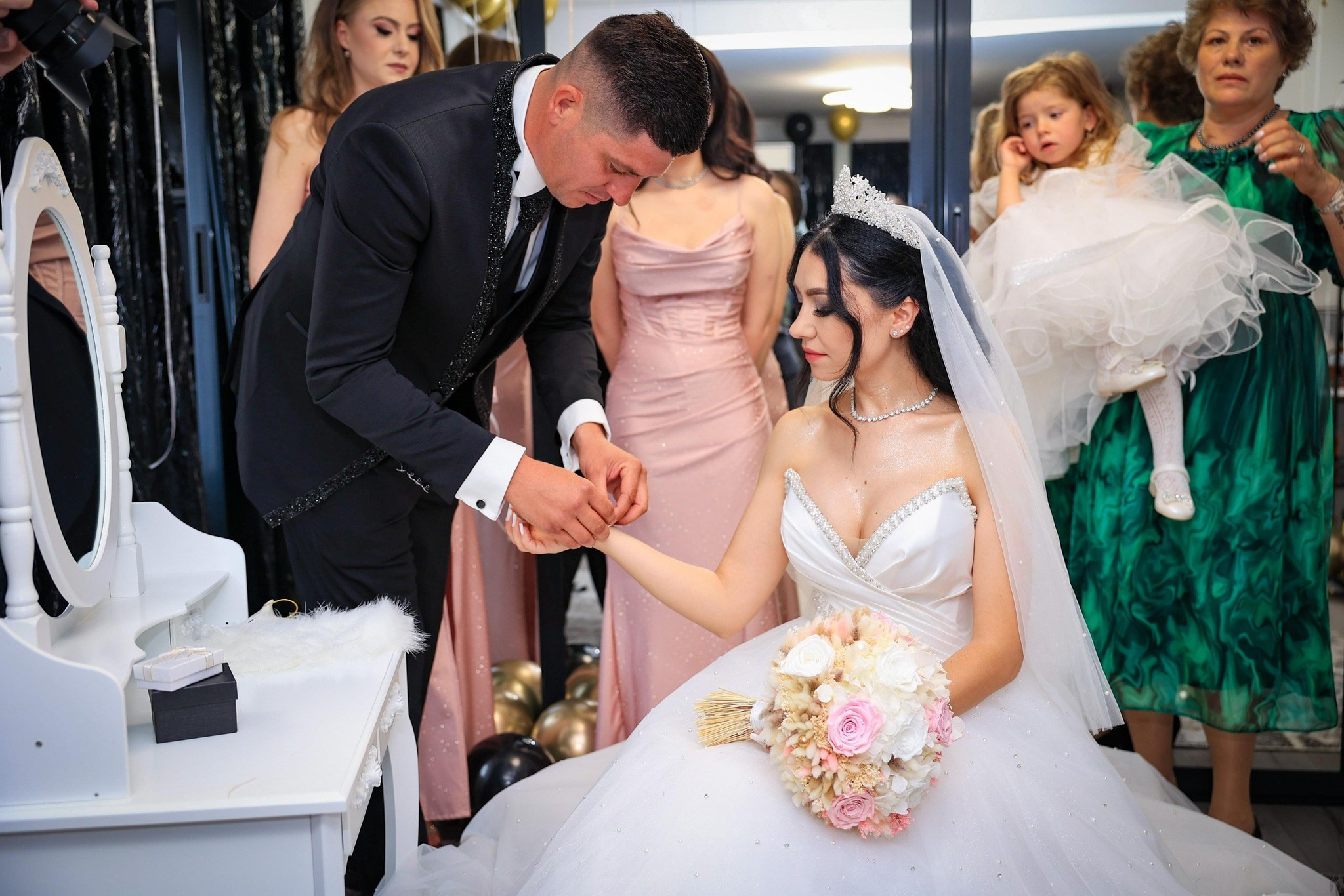 Madalina & Bogdan. Fotograf Nuntă Constanța - Moments by Gub