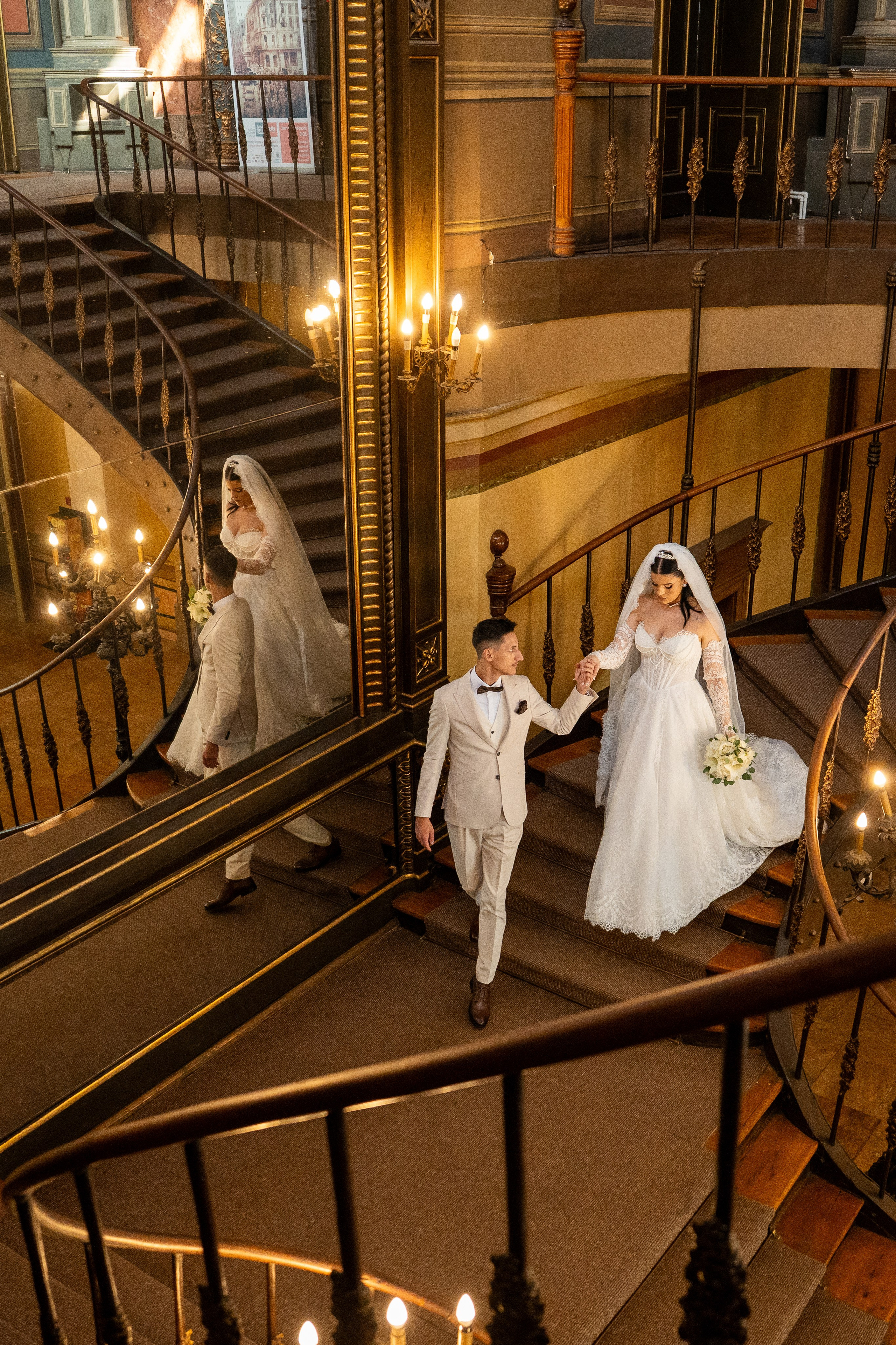 Diana și Alexandru într-un decor istoric la Palatul Suțu
