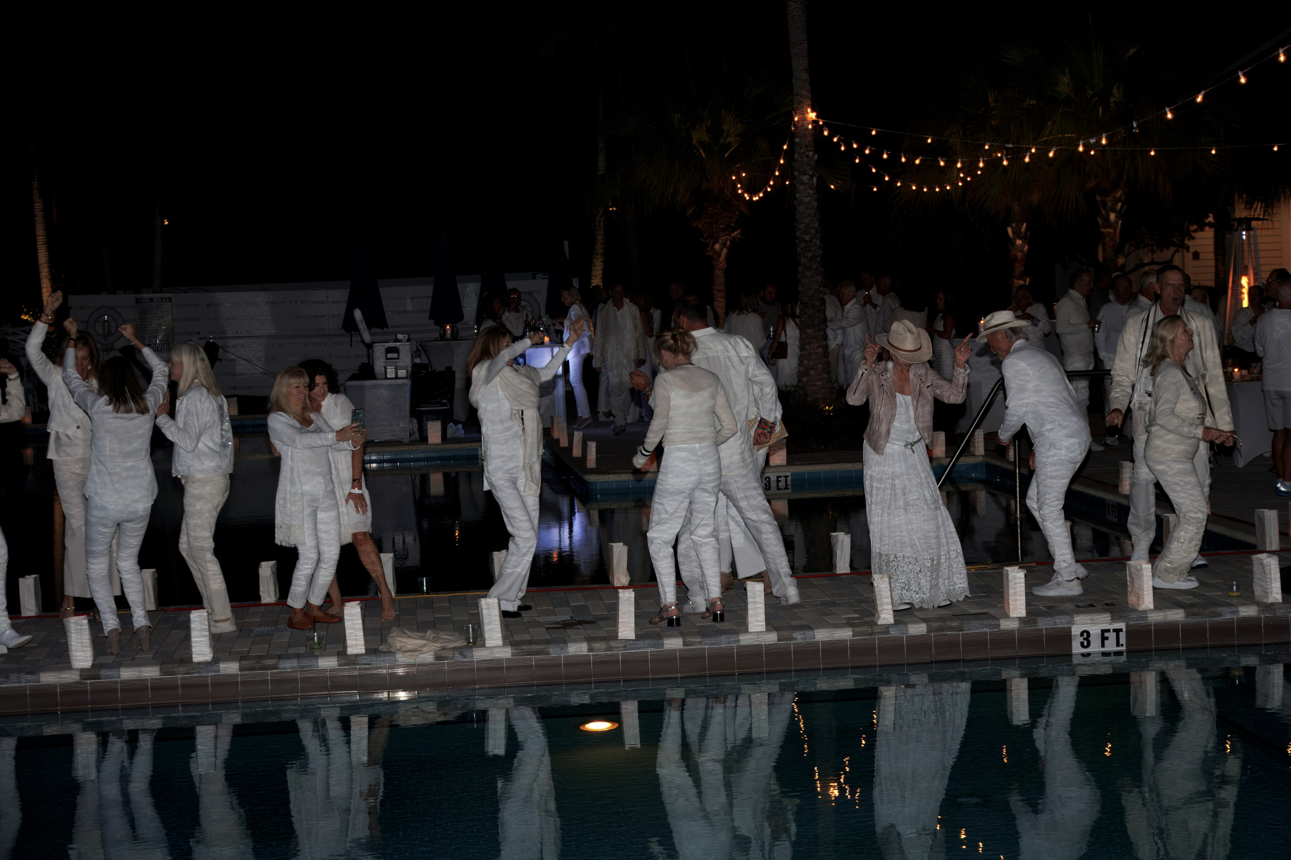 The Isles White Party. Out and About 239