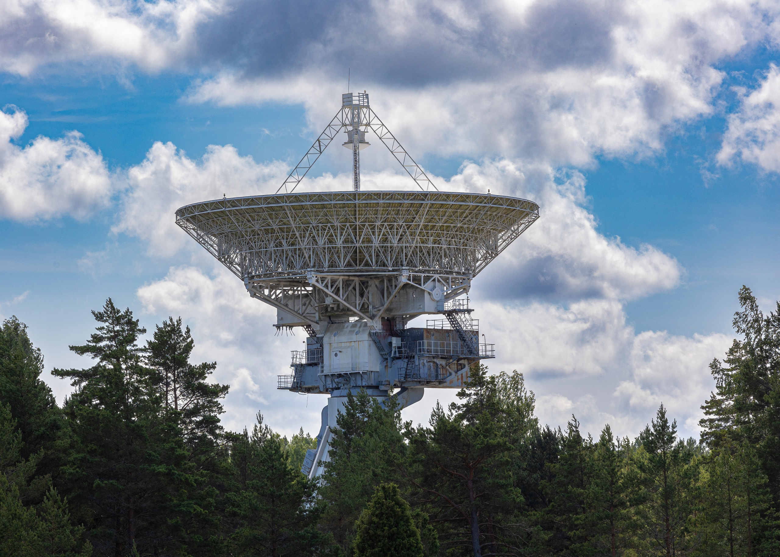 Dažādas fotogrāfijas. Sajūtu un mirkļu fotogrāfs no Rīgas, Mārtiņš Babris