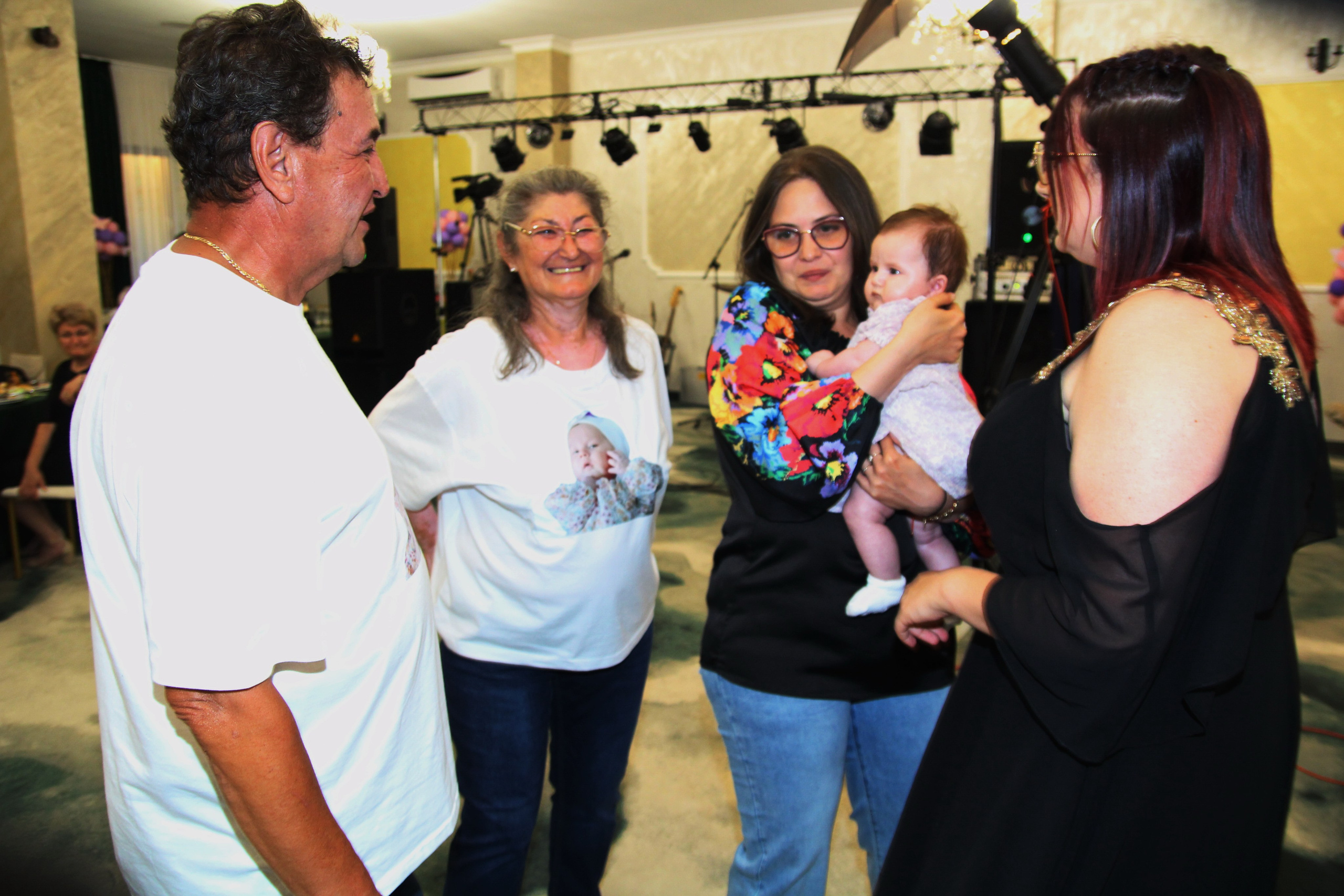 BYZO MEDIA. PETRU BYZO - family and children photographer in ROMANIA