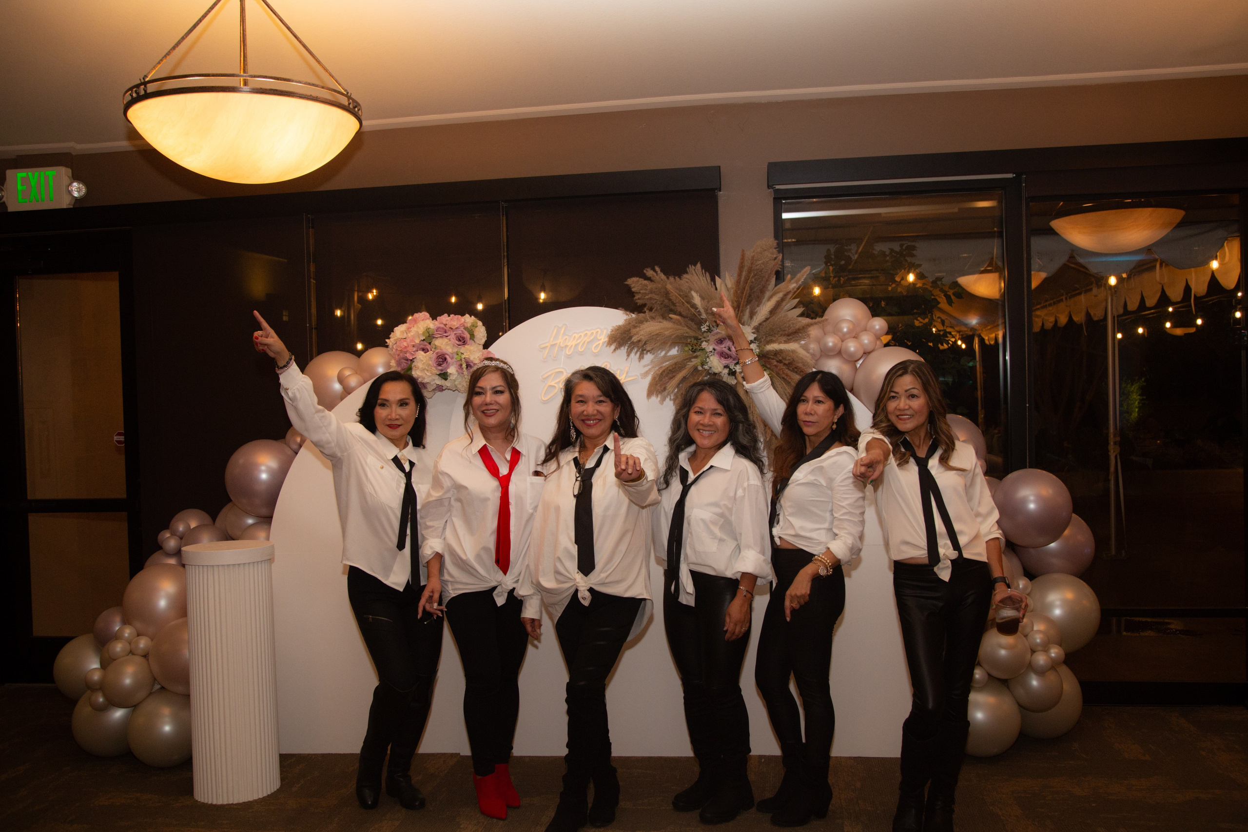 Events and big family photos. Family and children’s lifestyle photographer Elena Tumanova