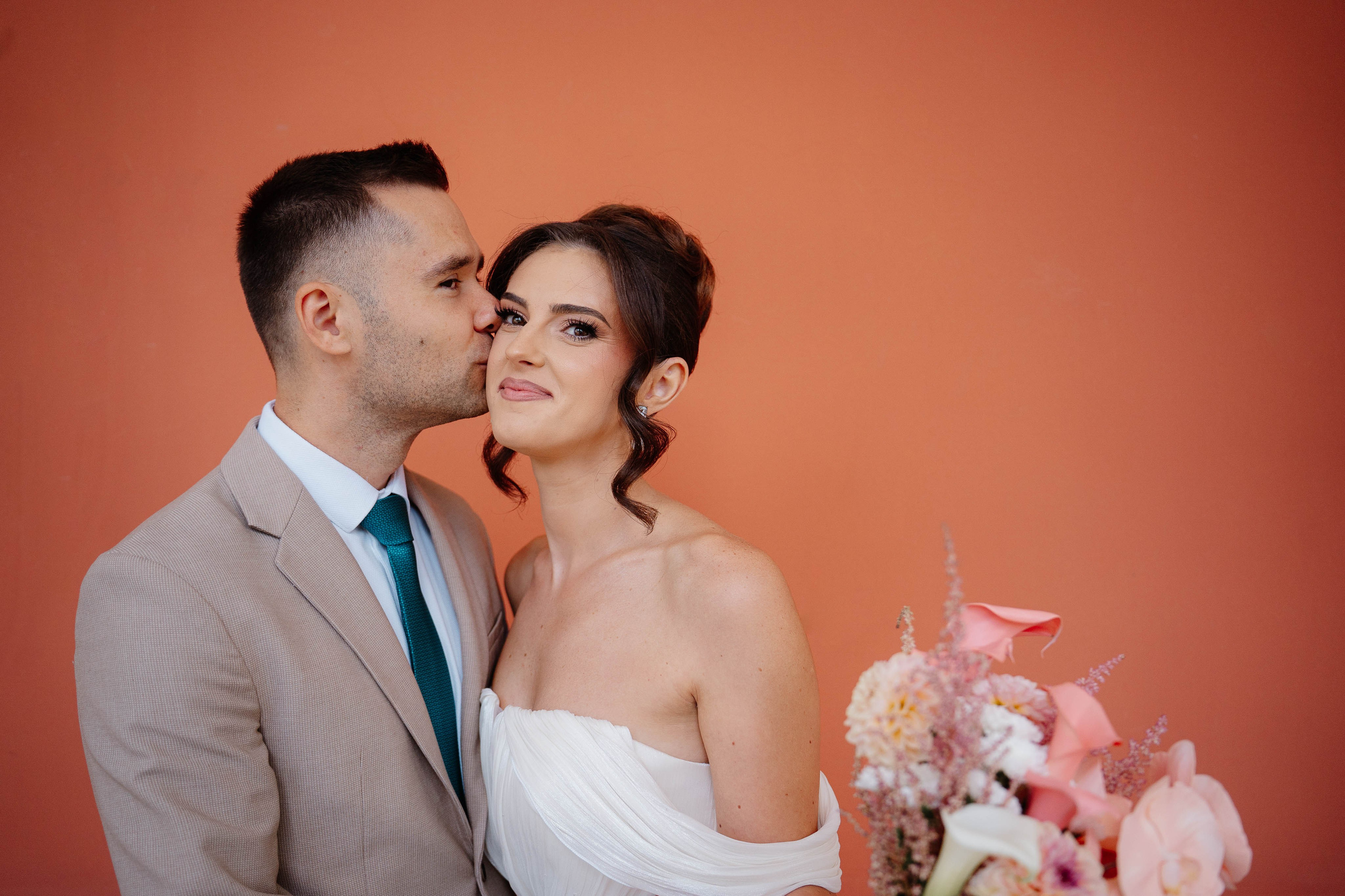 Andreea & Catalin. Www.paulcatalin.ro