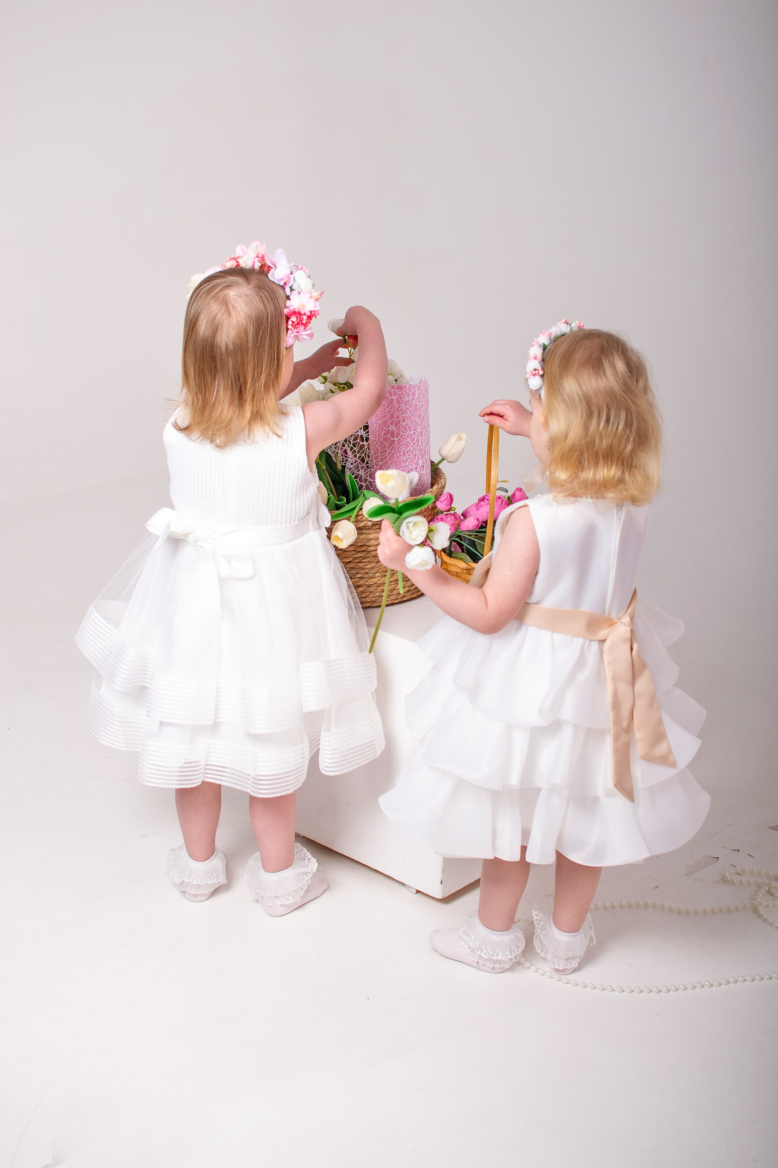 Сестрички. Фотограф новорожденных в Темиртау и Караганде Любовь Жукова newborn