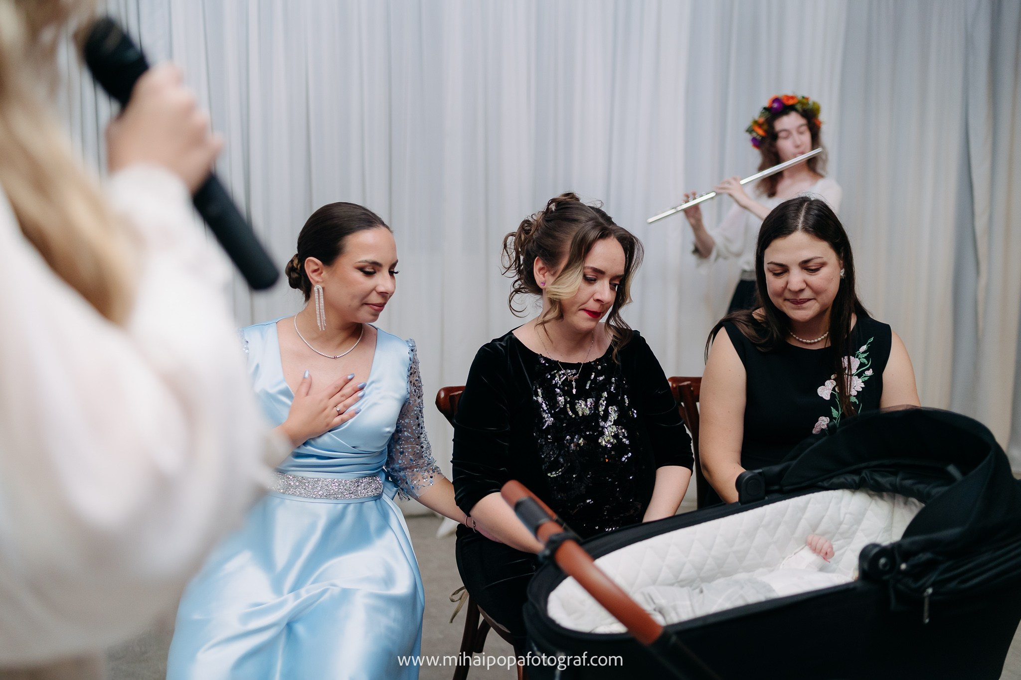 Fotograf de botez în Bucuresti| Mihai Popa Fotograf. Fotograf Nuntă & Botez București - Mihai Popa | Dincolo de oameni, imortalizez emoții!