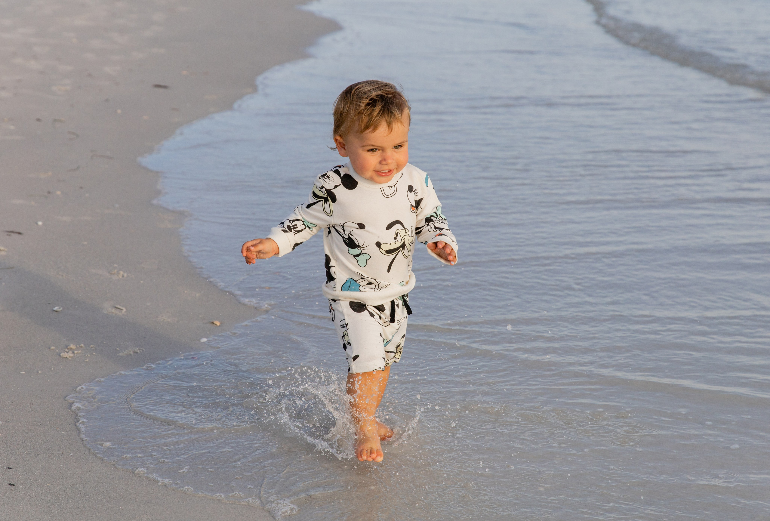 Family photo shoot and love story  tampa florida