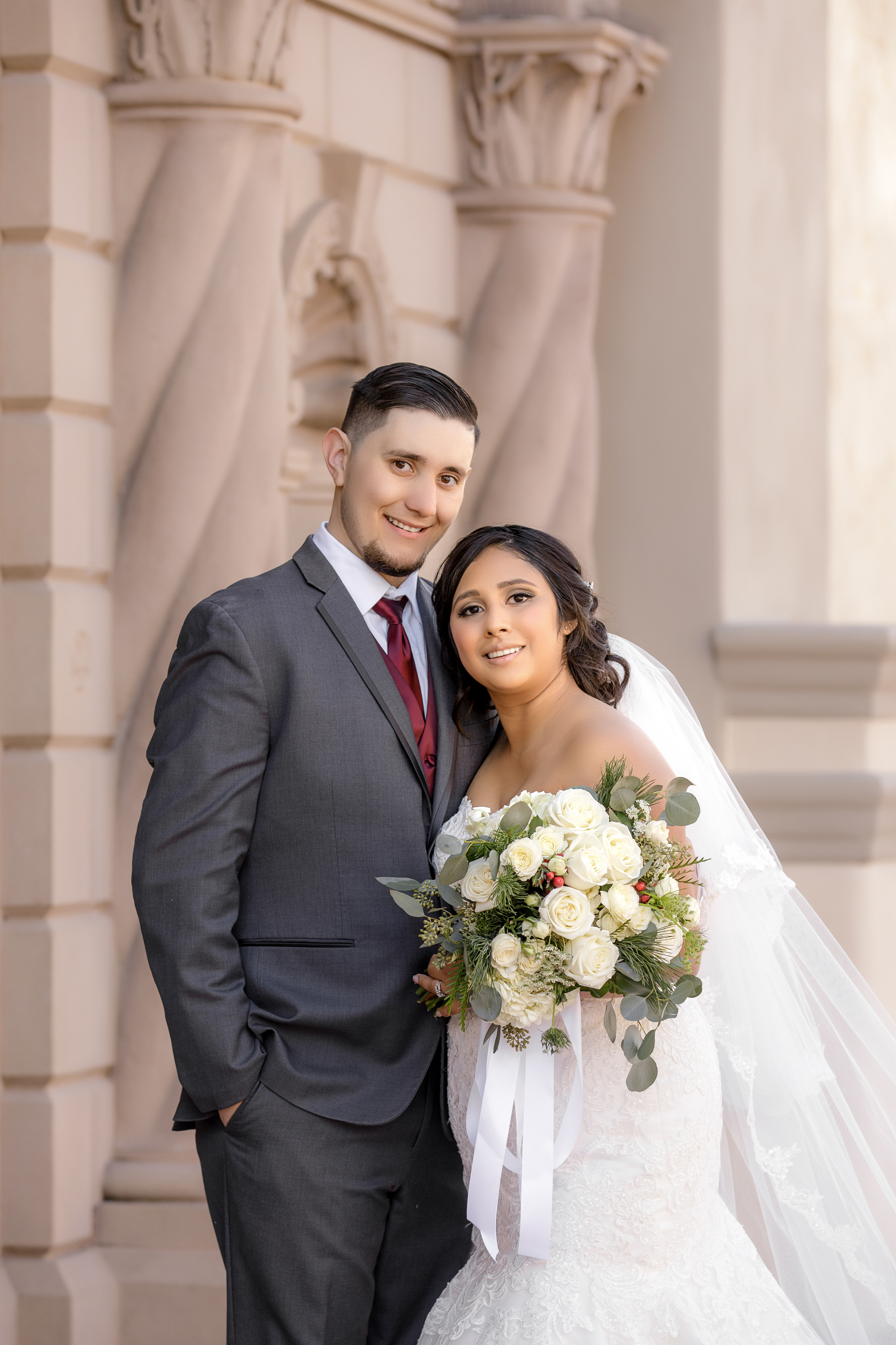 Wedding in St. Augustine Cathedral in Tucson. Anastasia Post: Wedding and Editorial Photography