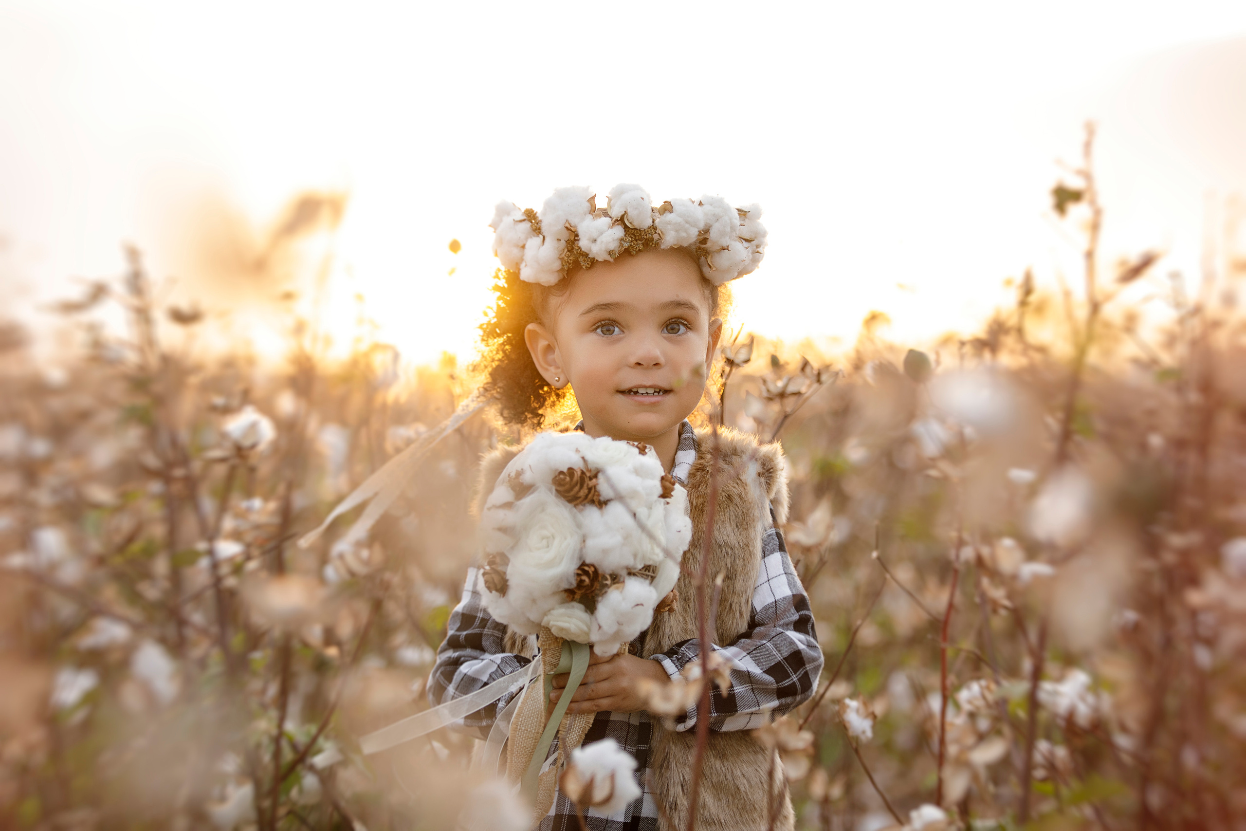 Cotton Field Photosession. Anastasia Post: Wedding and Editorial Photography