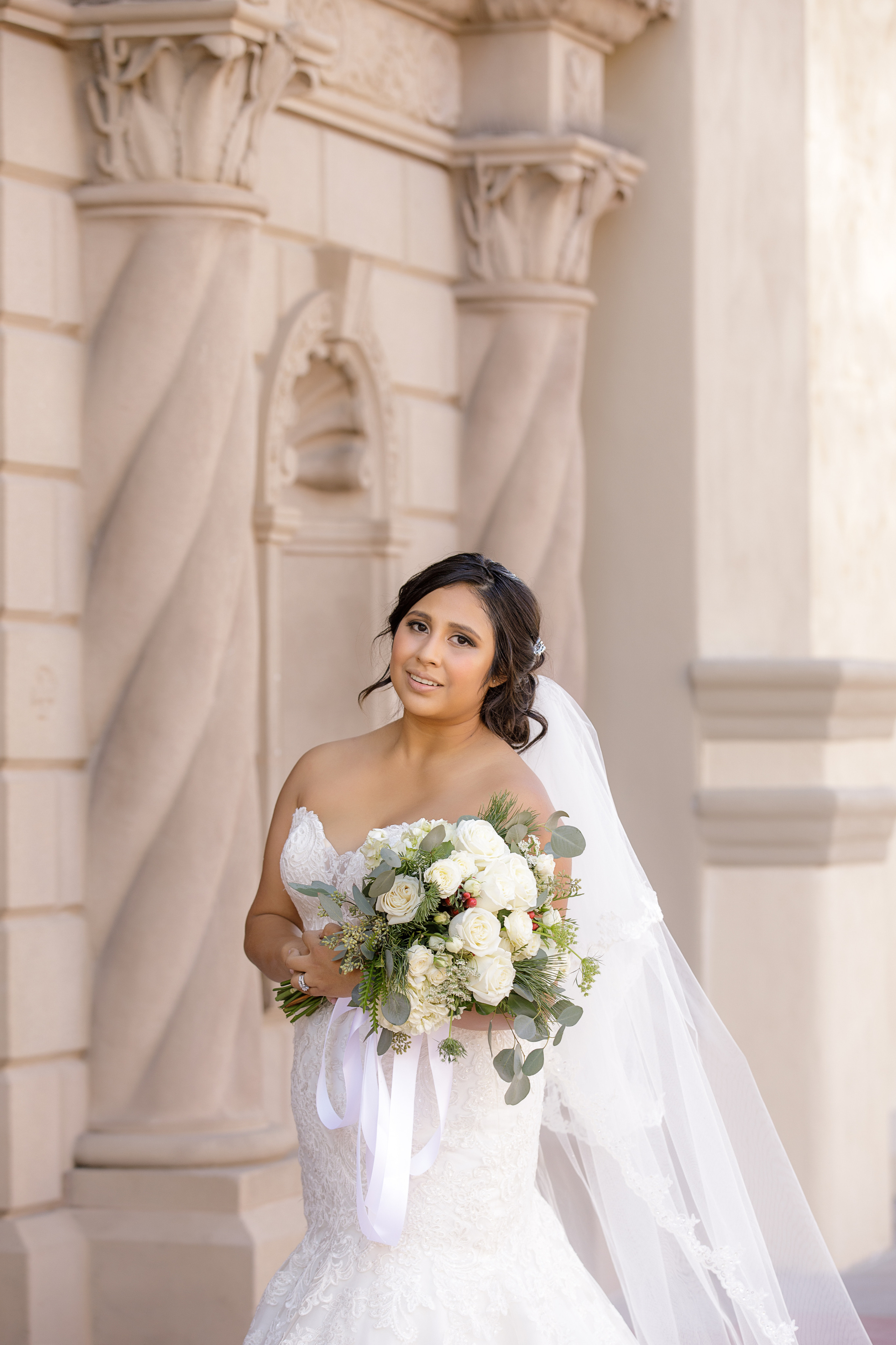 Wedding in St. Augustine Cathedral in Tucson. Anastasia Post: Wedding and Editorial Photography