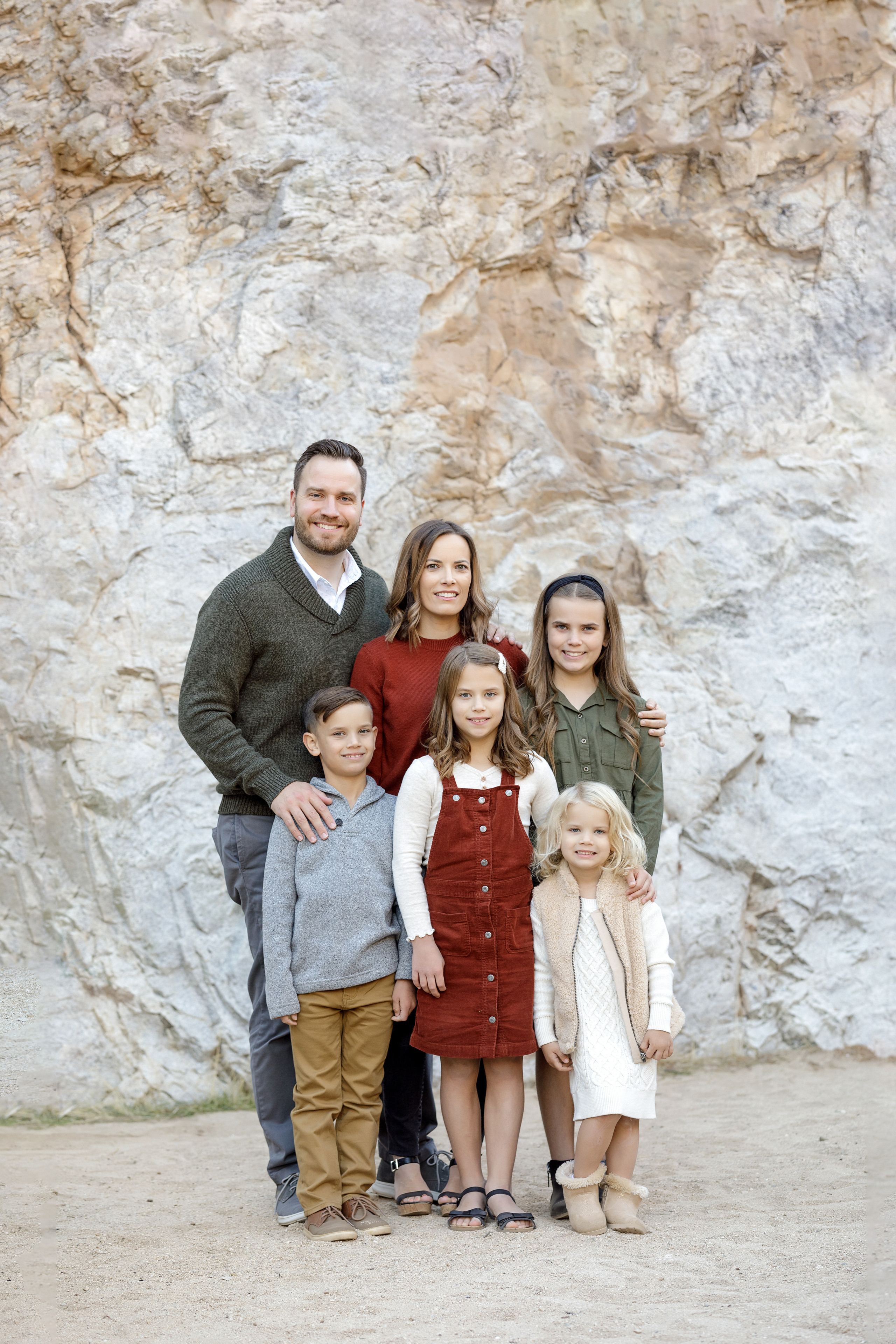 Family photoshoot. Anastasia Post: Wedding and Editorial Photography