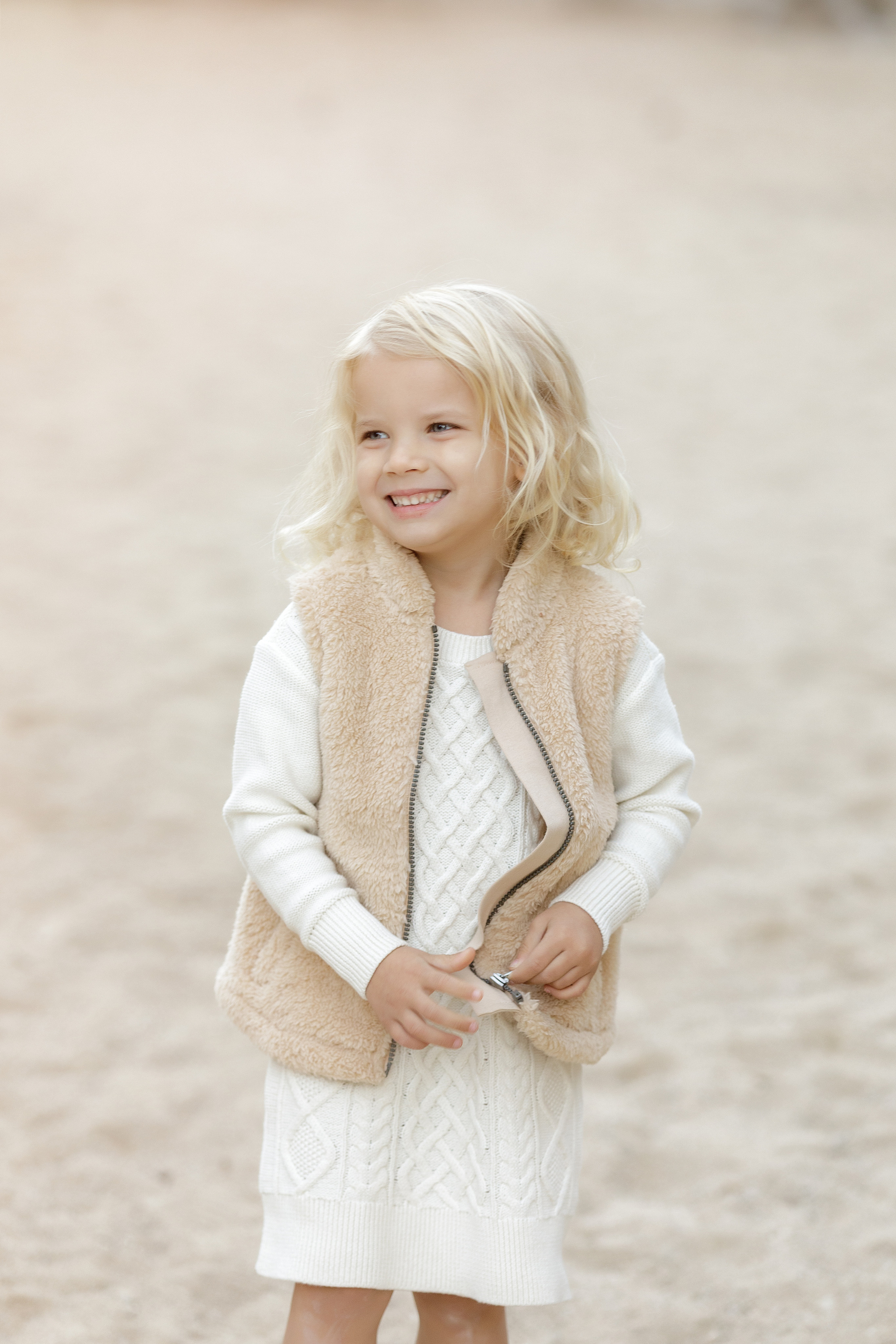 Family photoshoot. Anastasia Post: Wedding and Editorial Photography