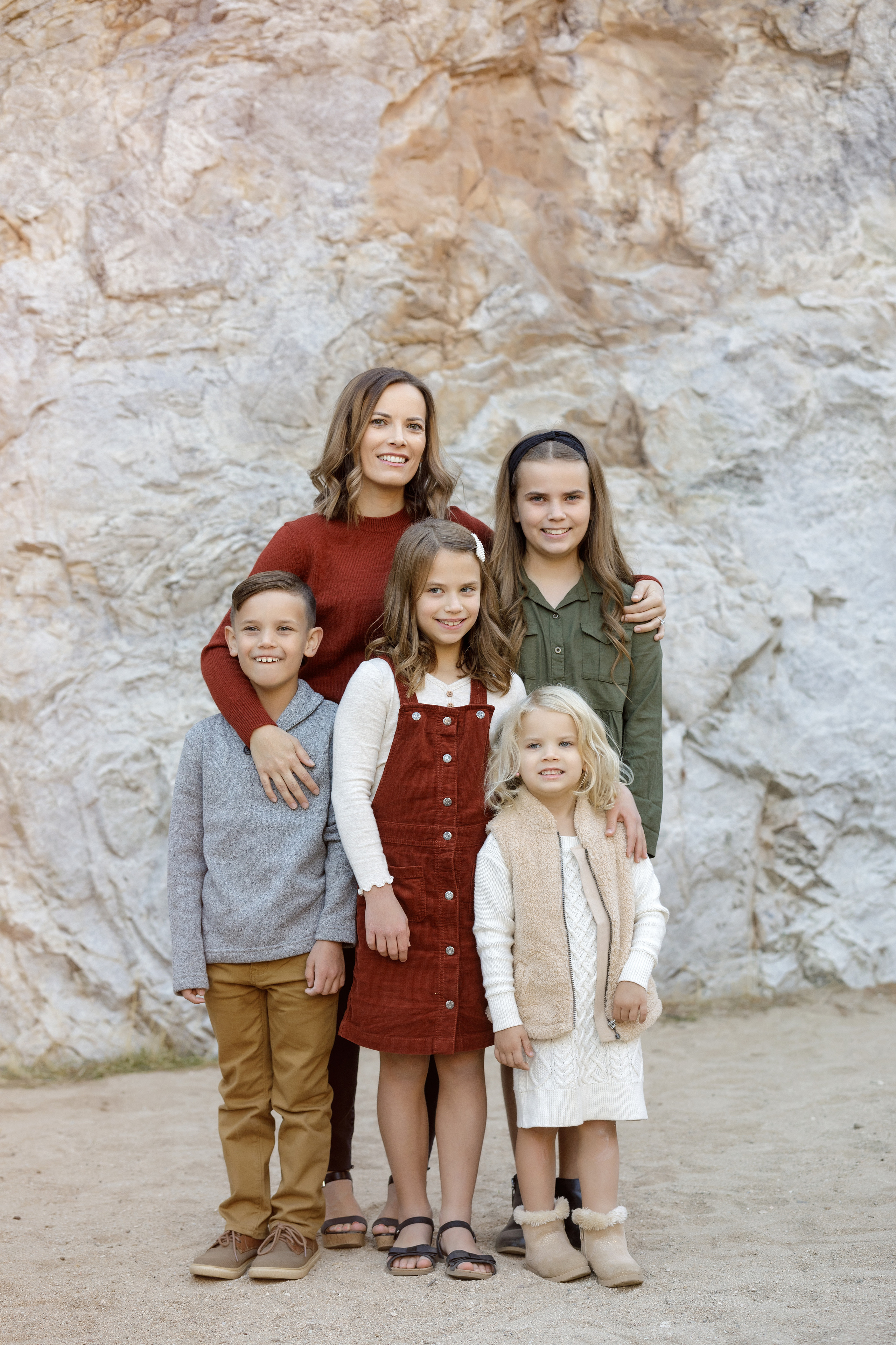 Family photoshoot. Anastasia Post: Wedding and Editorial Photography