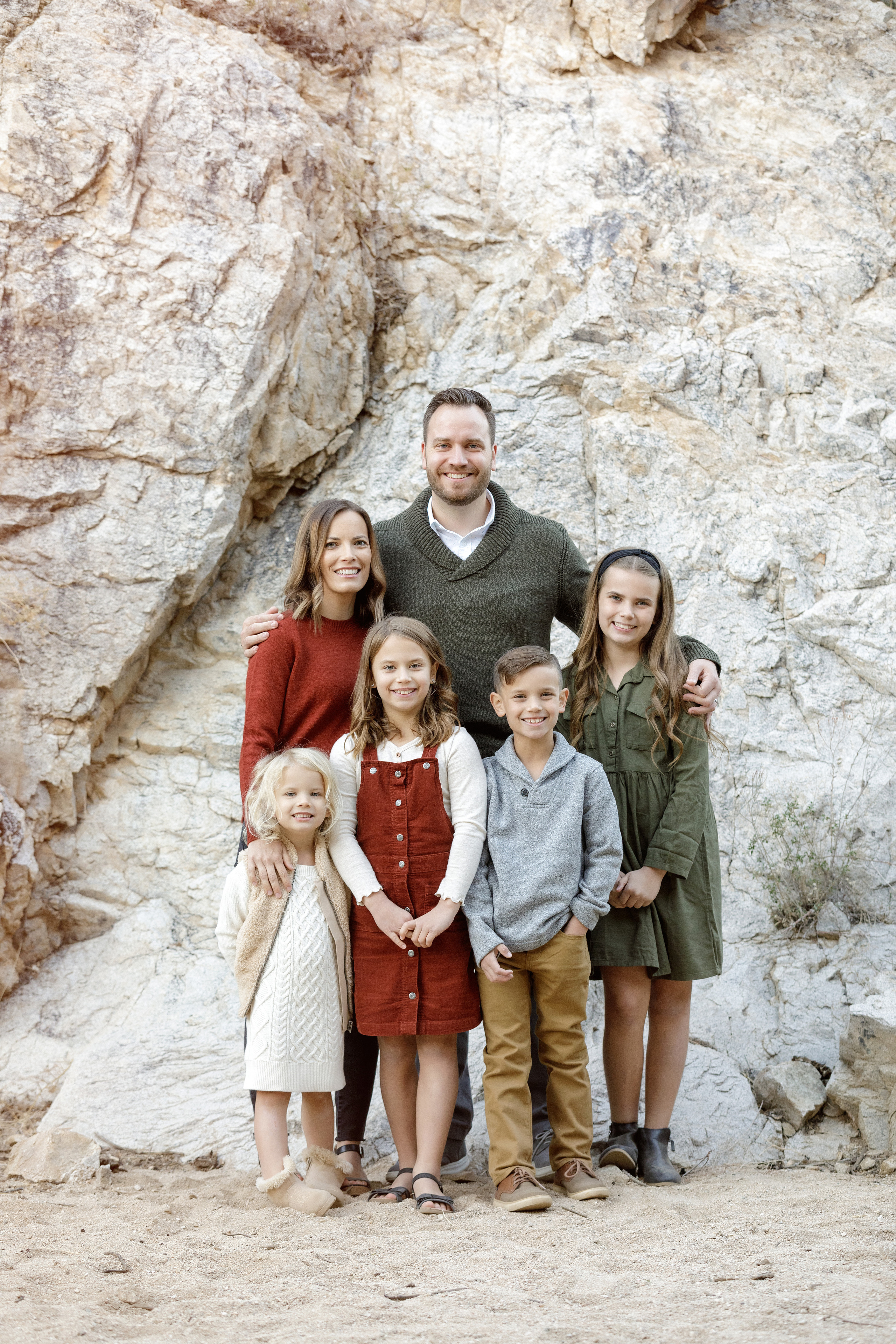 Family photoshoot. Anastasia Post: Wedding and Editorial Photography