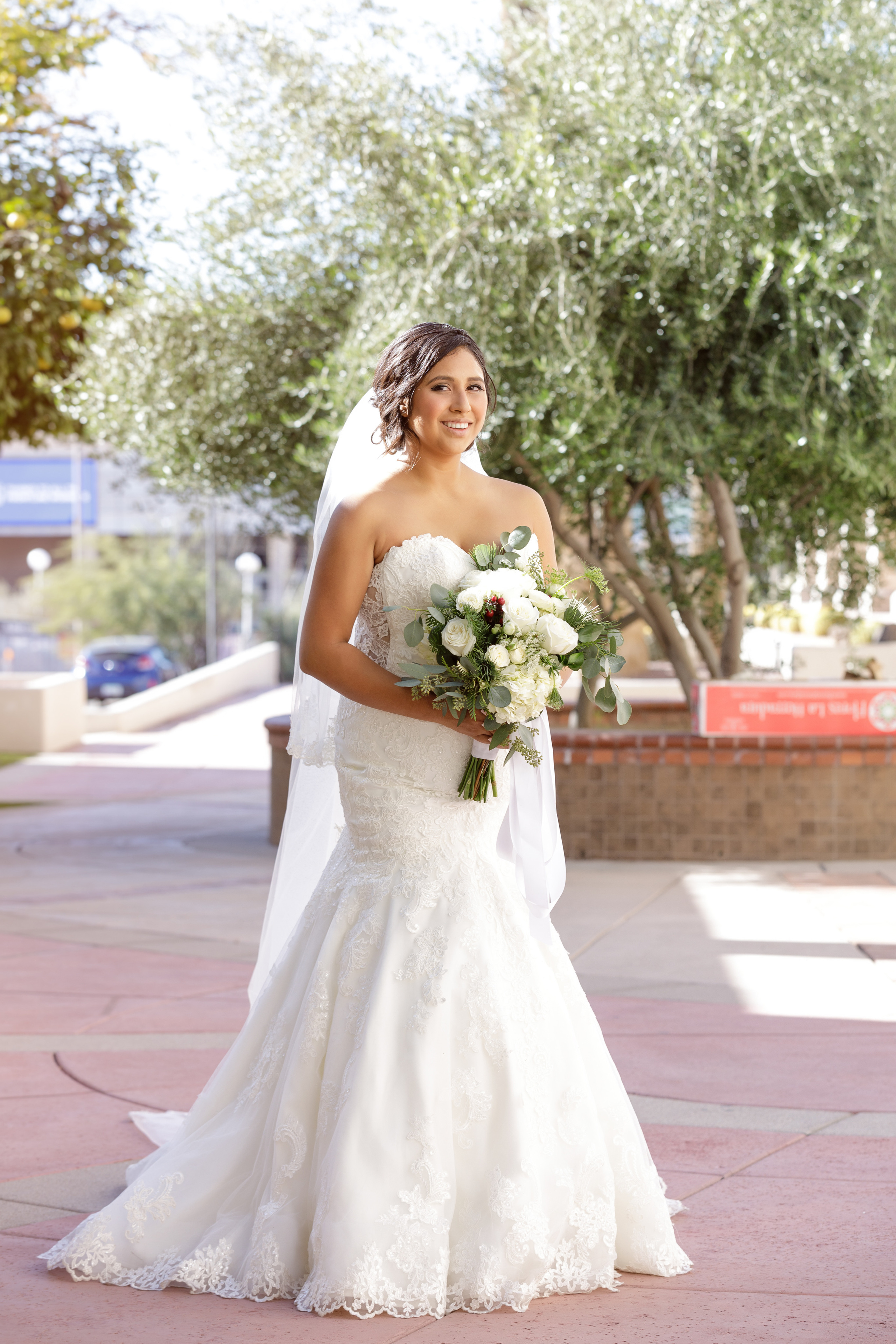 Wedding in St. Augustine Cathedral in Tucson. Anastasia Post: Wedding and Editorial Photography