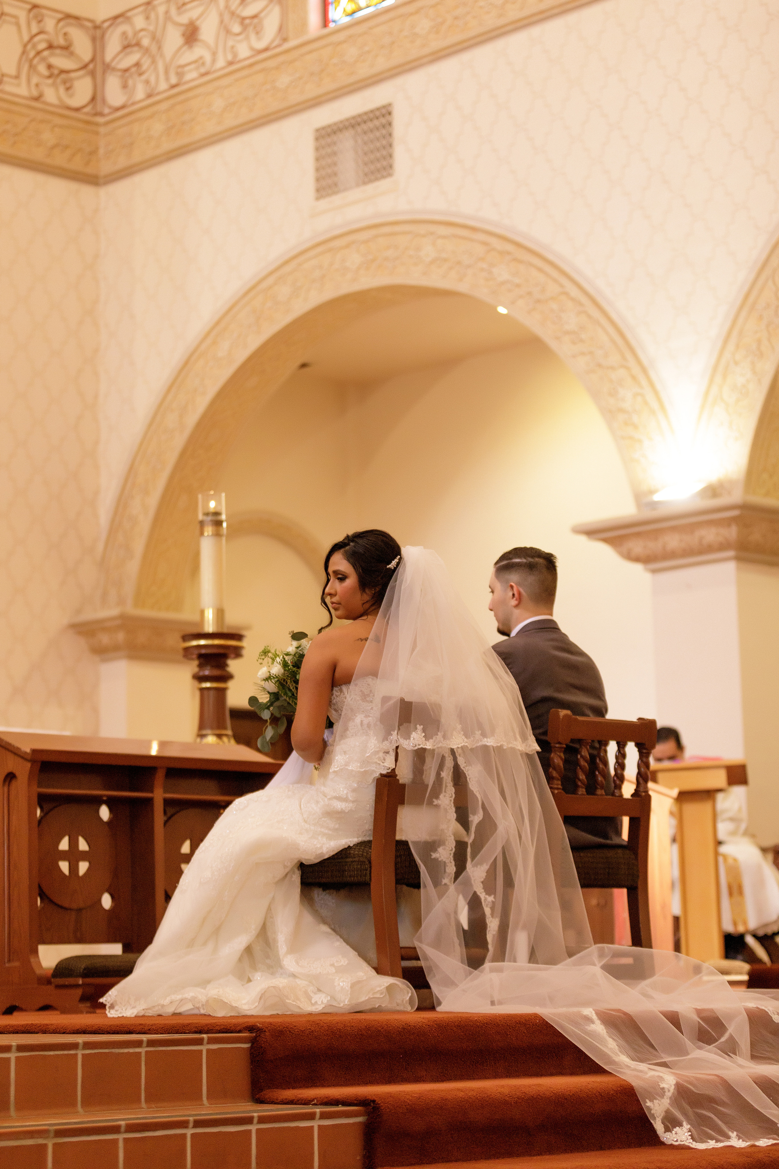 Wedding in St. Augustine Cathedral in Tucson. Anastasia Post: Wedding and Editorial Photography