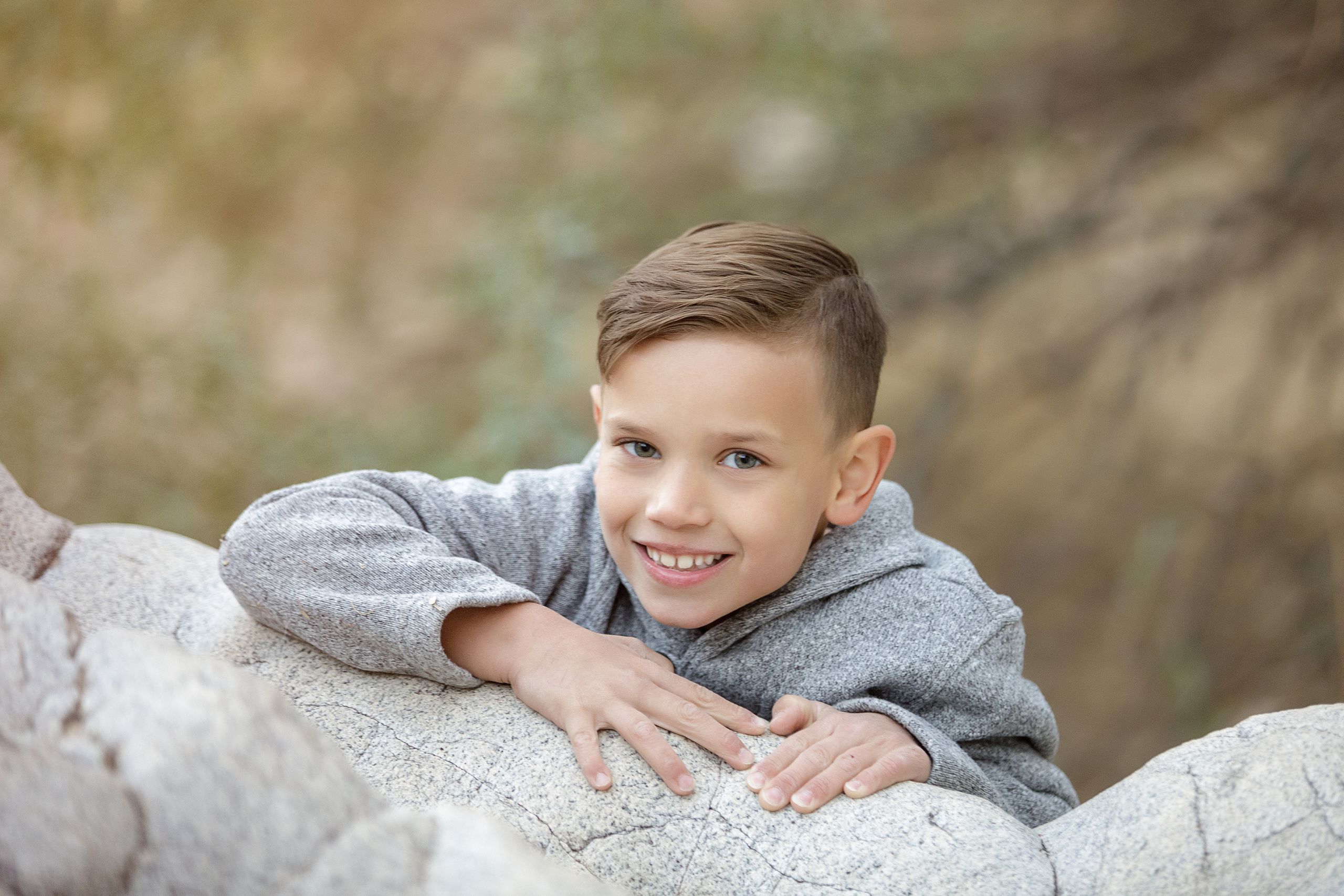 Family photoshoot. Anastasia Post: Wedding and Editorial Photography