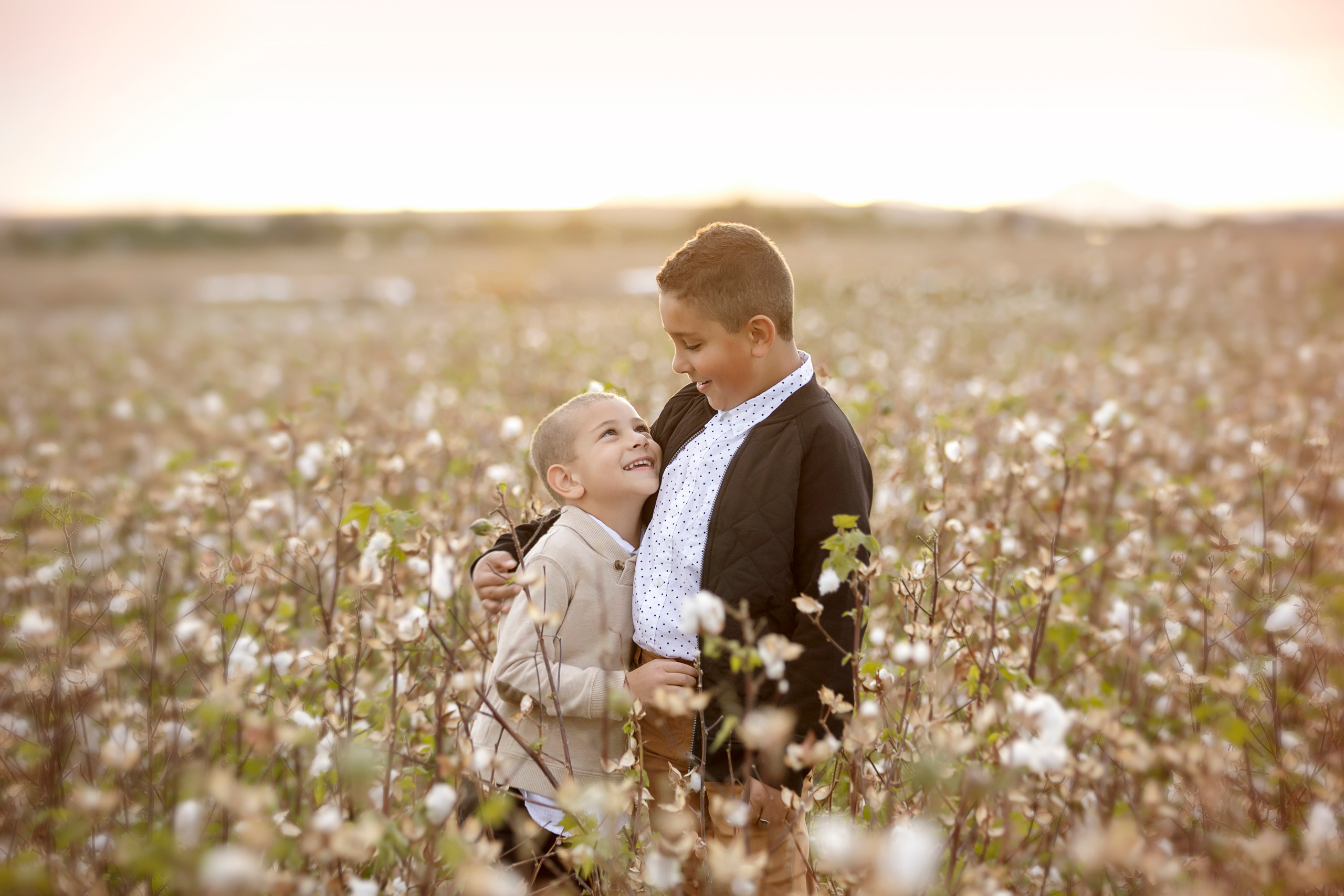 Cotton Field Photosession. Anastasia Post: Wedding and Editorial Photography