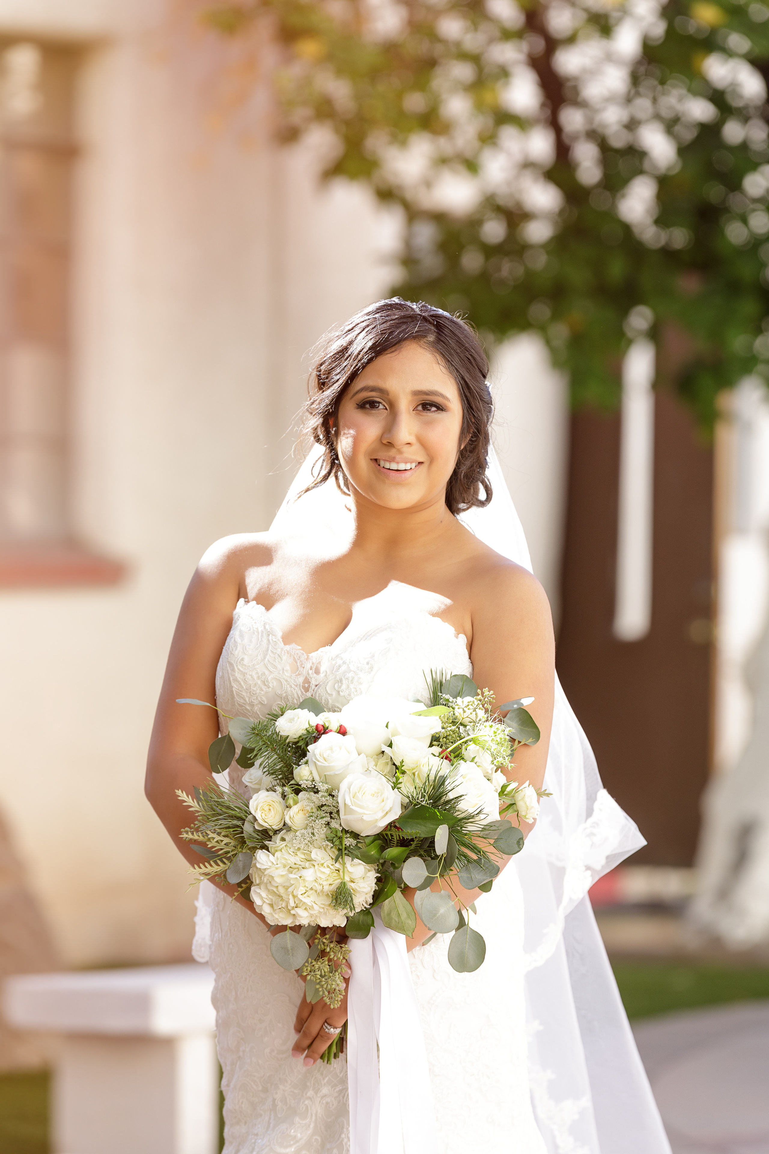 Wedding in St. Augustine Cathedral in Tucson. Anastasia Post: Wedding and Editorial Photography