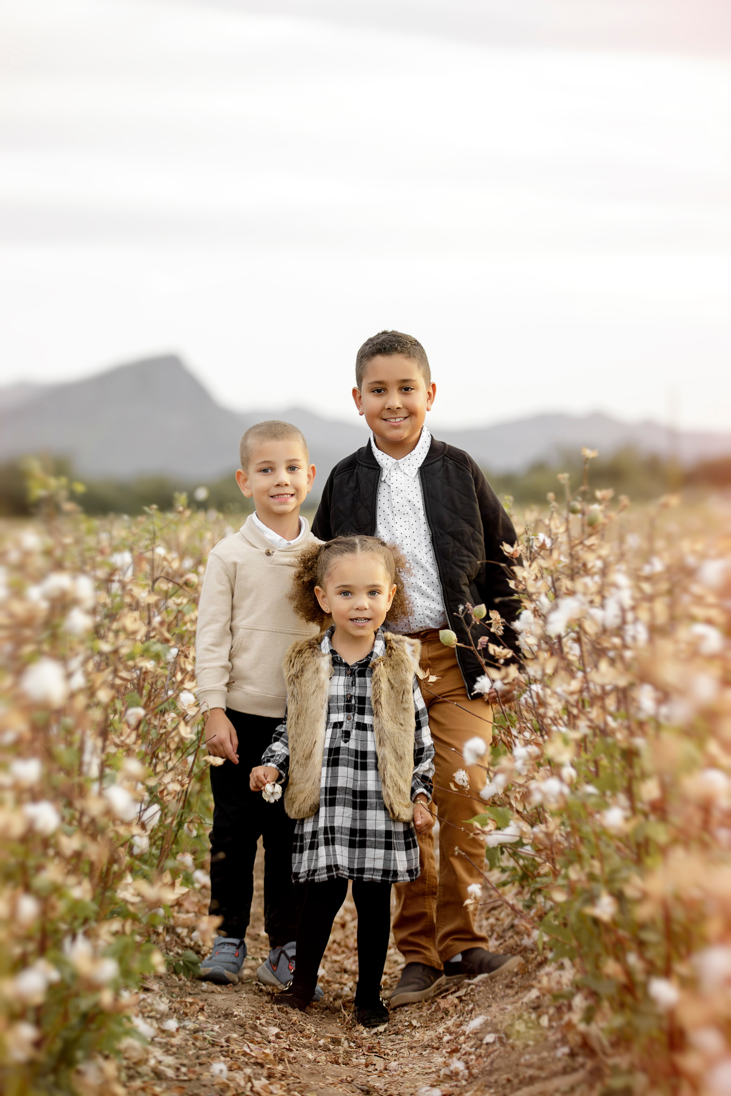 Cotton Field Photosession. Anastasia Post: Wedding and Editorial Photography