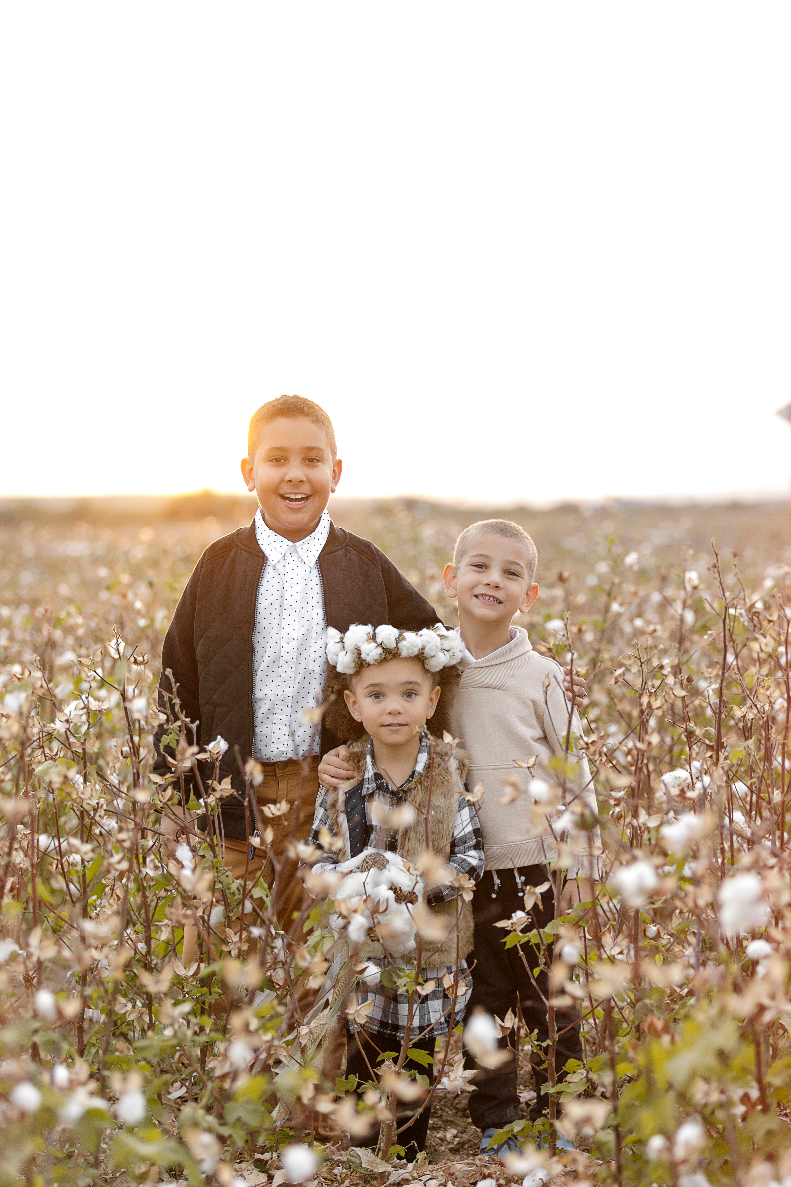 Cotton Field Photosession. Anastasia Post: Wedding and Editorial Photography