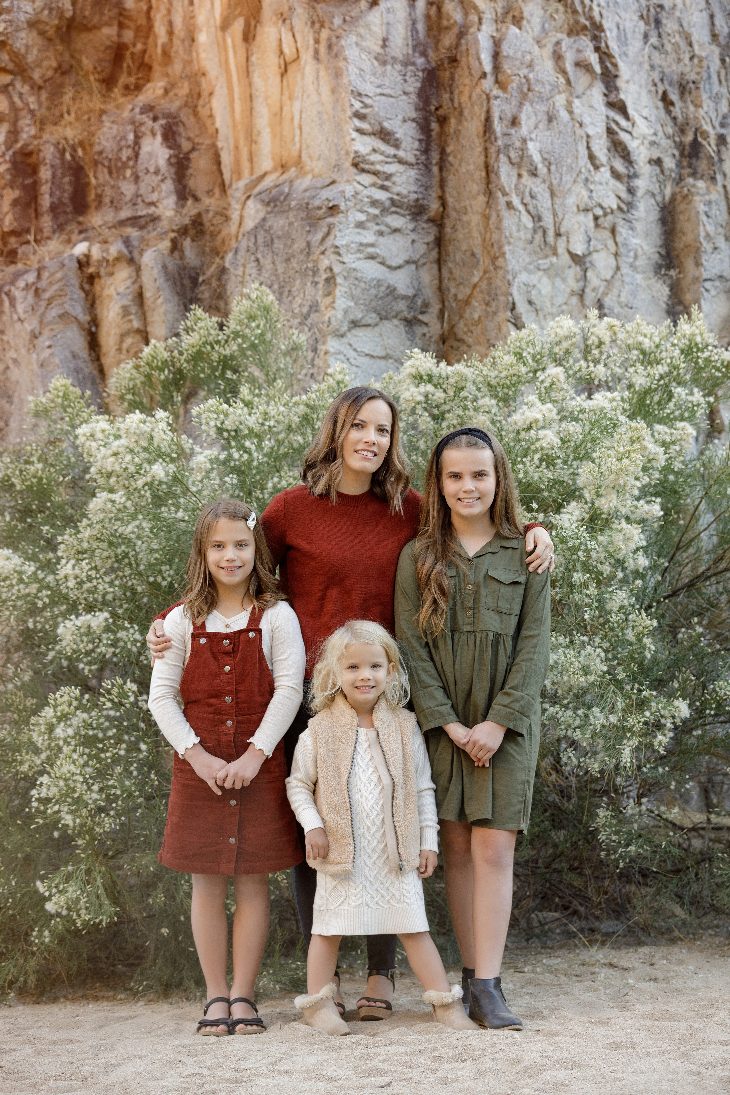 Family photoshoot. Anastasia Post: Wedding and Editorial Photography