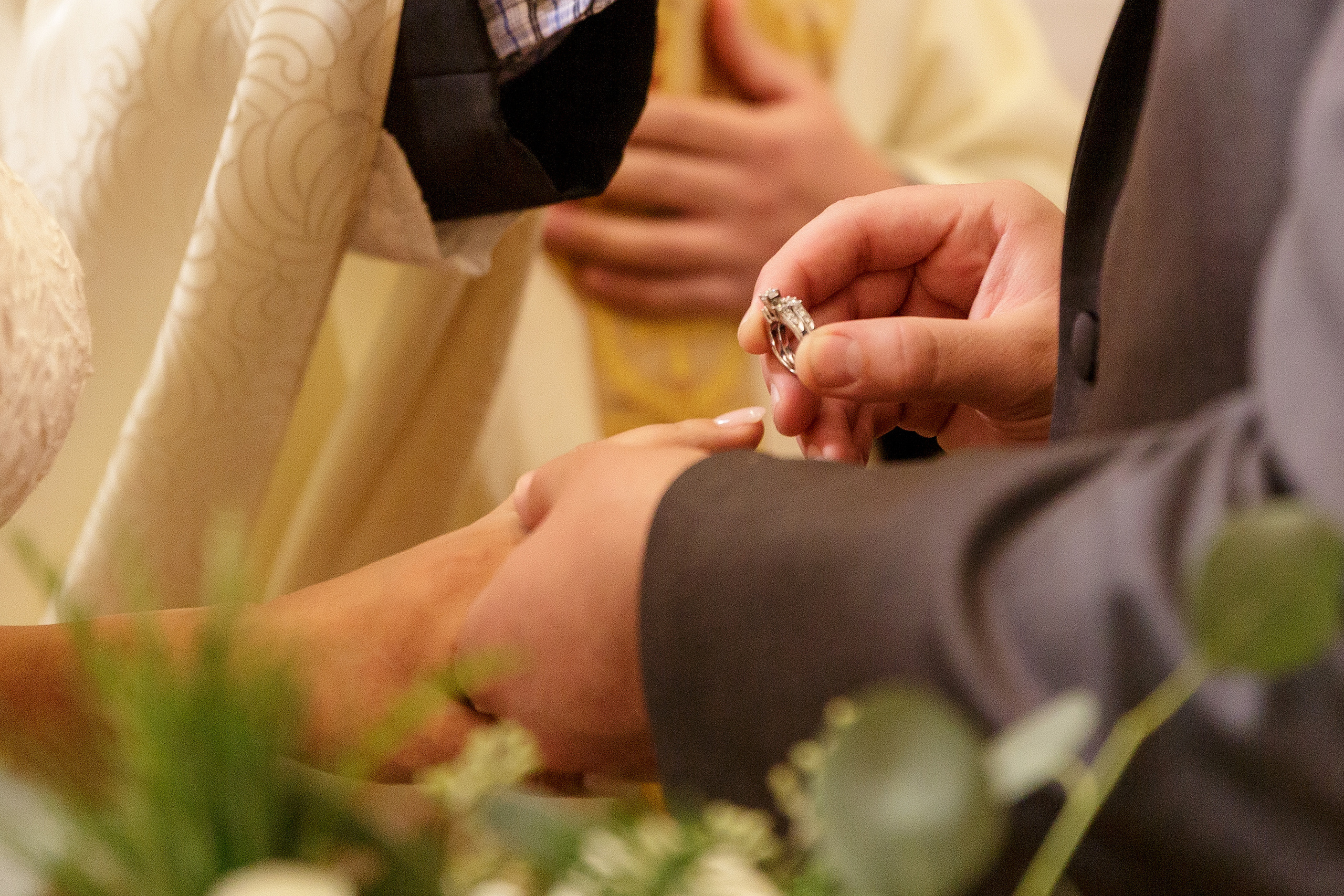 Wedding in St. Augustine Cathedral in Tucson. Anastasia Post: Wedding and Editorial Photography