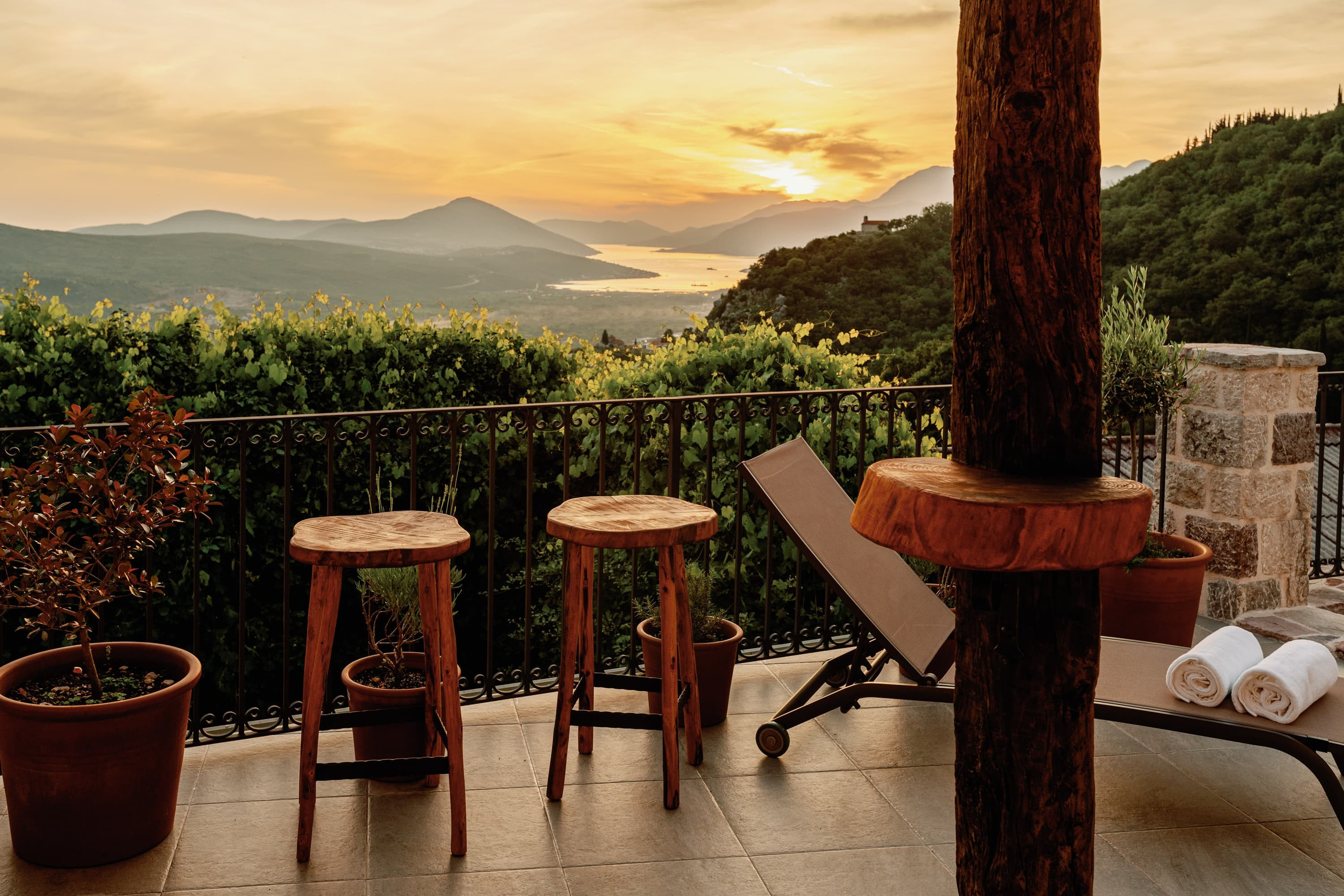 Real Estate Photography. Montenegro. EVAN ARISTOV WEDDING PHOTOGRAPHY — Seattle Wedding Photographer