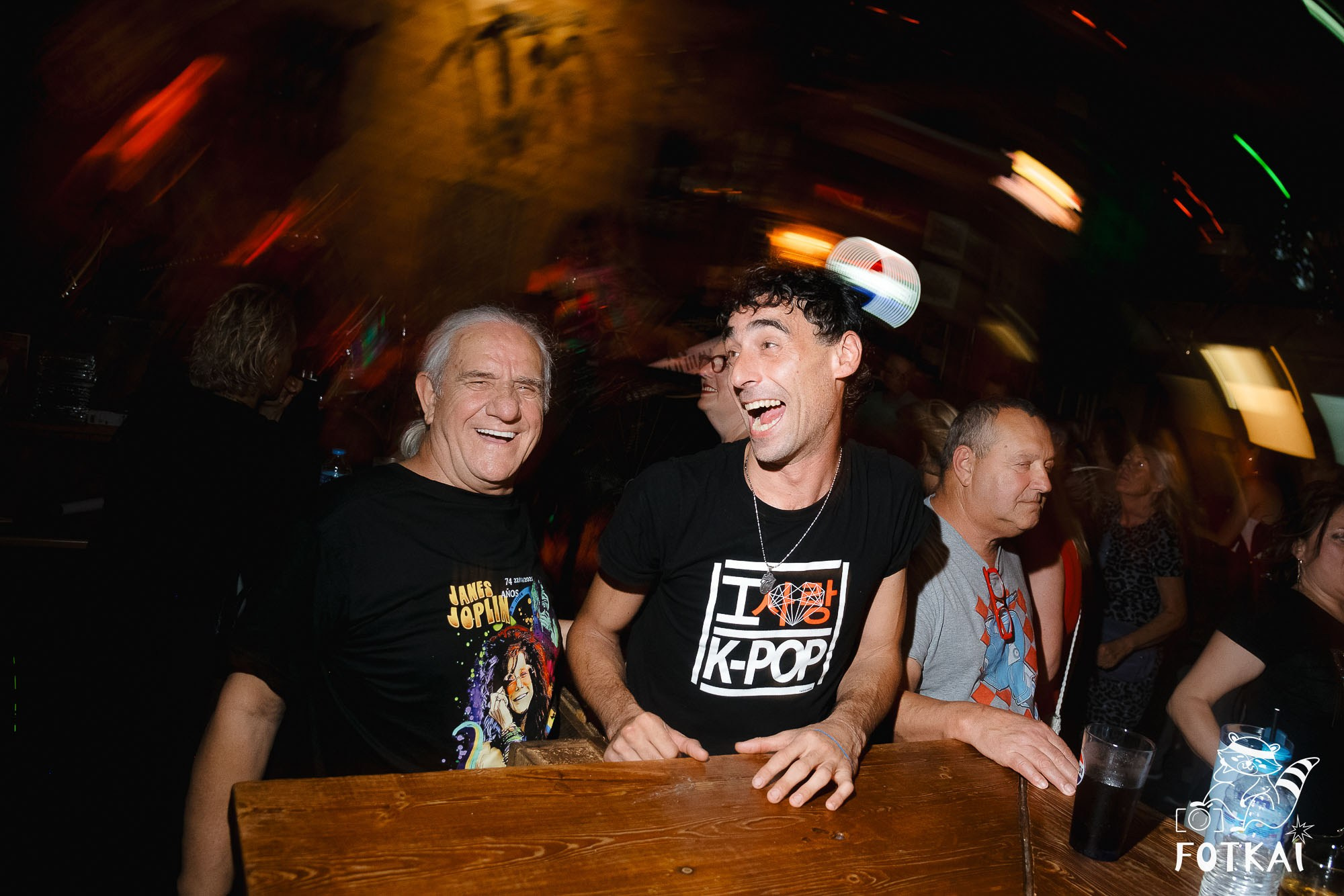 Tributo a Amy Winehouse en El Paso Bar (2 de mayo de 2026) – Fotos, concierto en vivo y ambiente único | FOTKAI