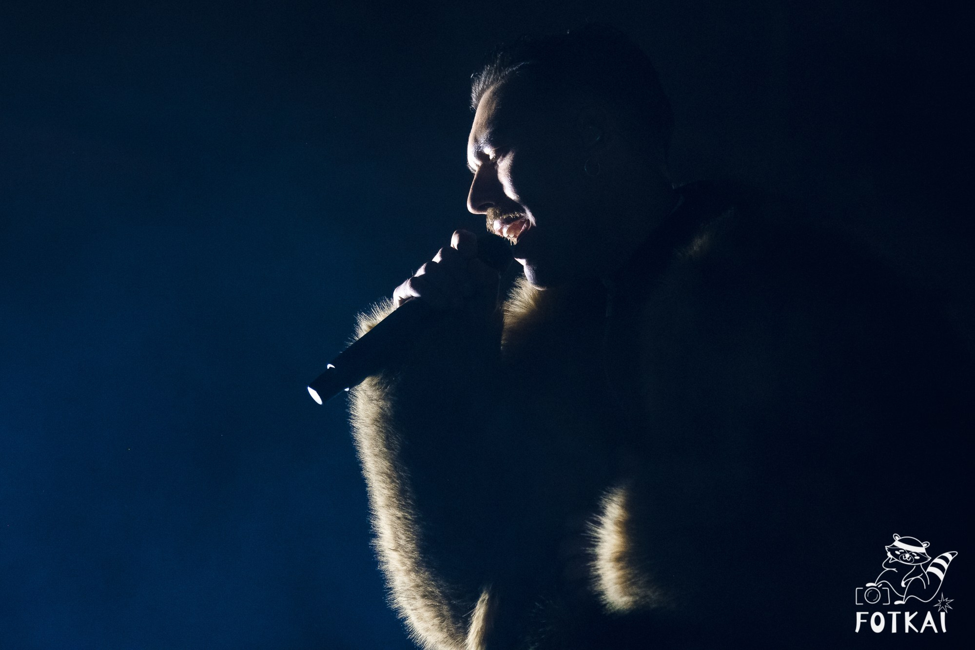 Фотоотчёт с концерта Miss Caffeina 27 марта 2026 в Аликанте | FOTKAI