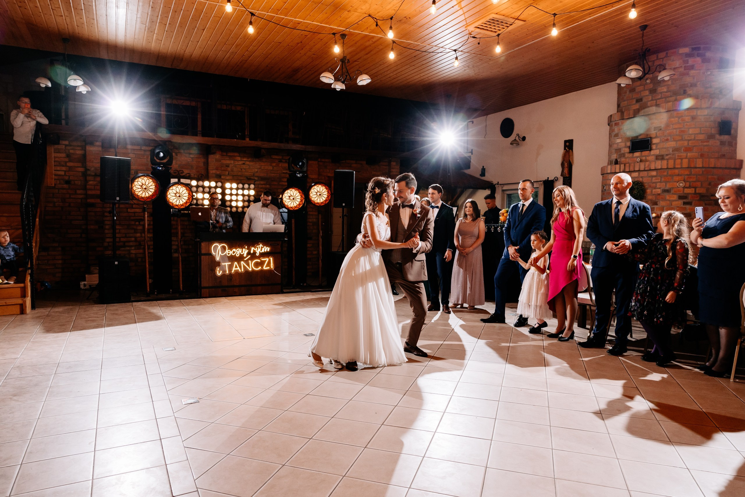 Basia ♡ Bartek. Fotograf Ślubny Warszawa - Sesje Biznesowe Rodzinne Eventy