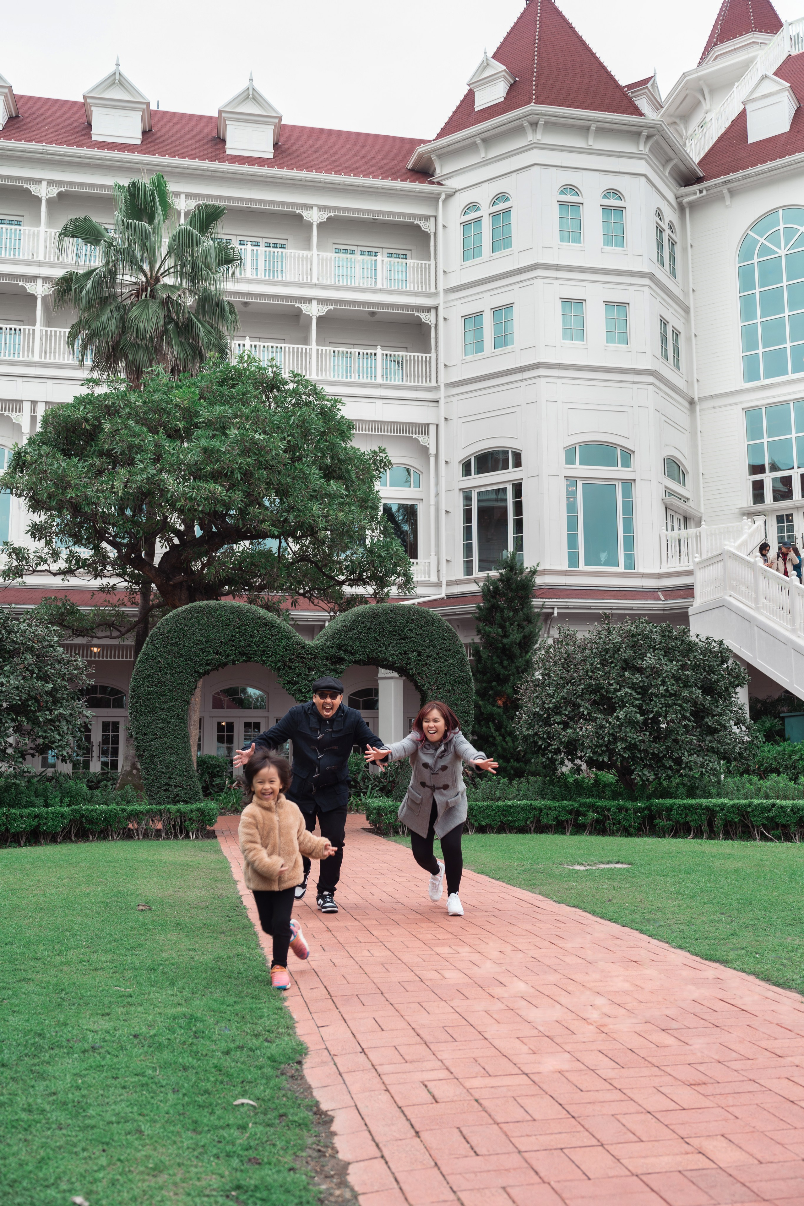 IVONY & BAYU | DISNEYLAND HOTEL. PHOTOGRAPHER IN HONG KONG (WEDDING, FASHION, FAMILY, EVENTS)