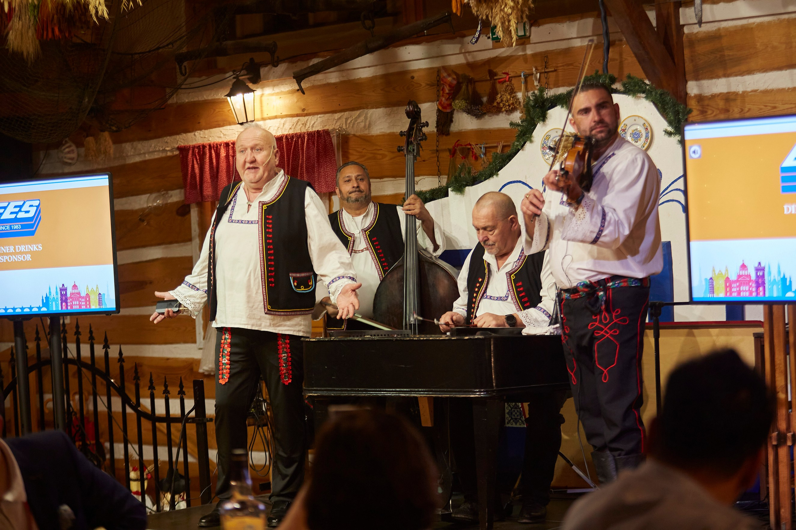 InFinite Connection Prague 2023. Prague MICE, Corporate & Event Photographer | Kurt Vinion Photography