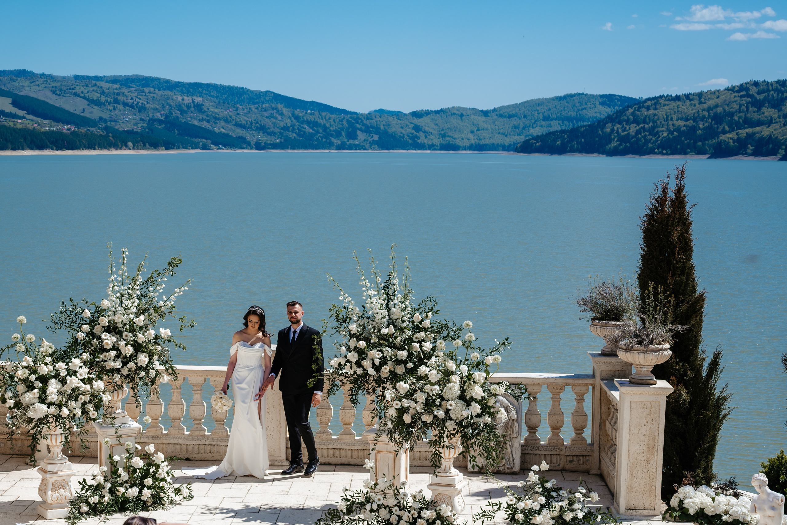 Nunta Bianca si Gilbert, Gradinile Romane, Piatra Neamt. Ana Maria Dragan Fotograf Evenimente