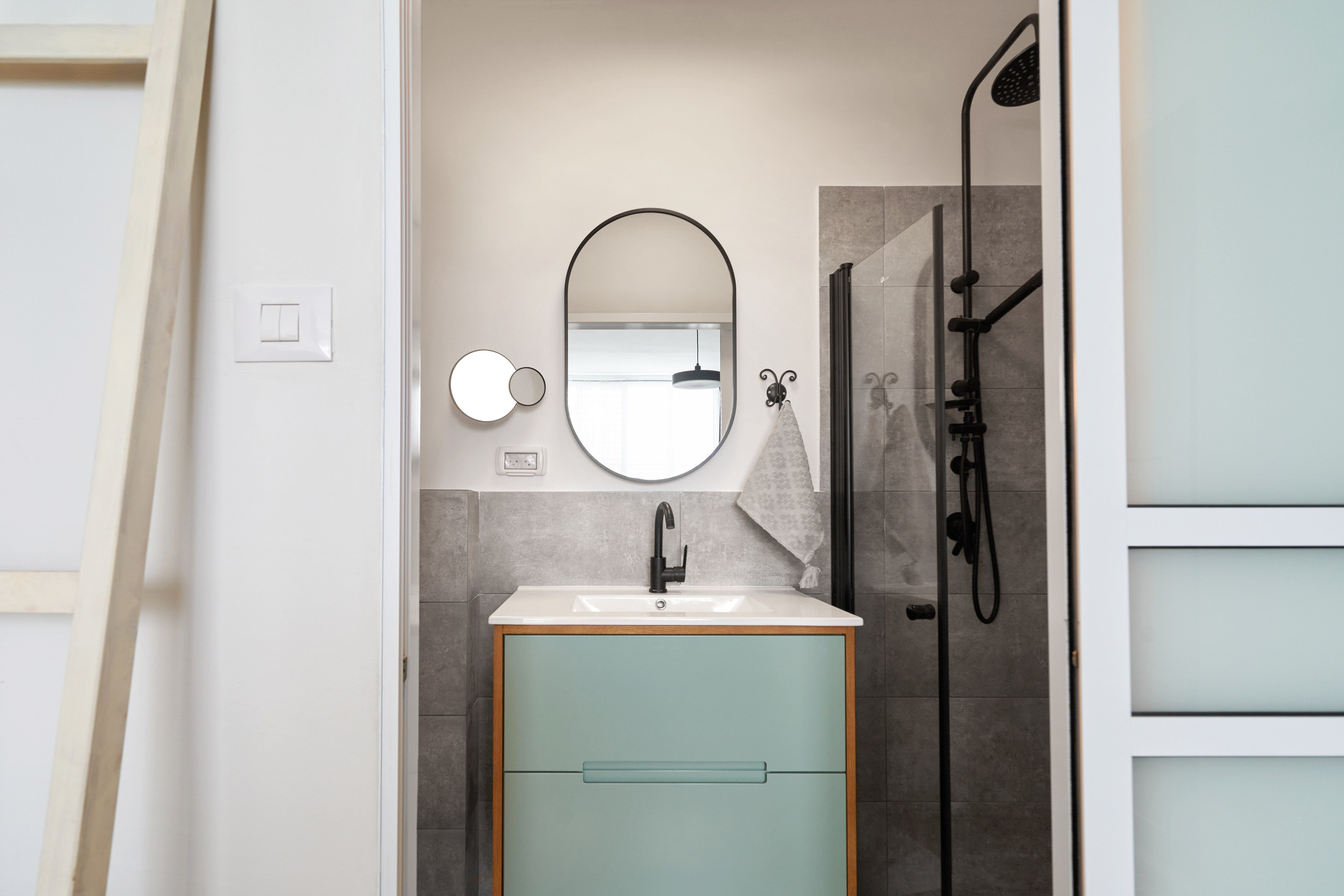 Interior. צלם אלכס ברט בישראל