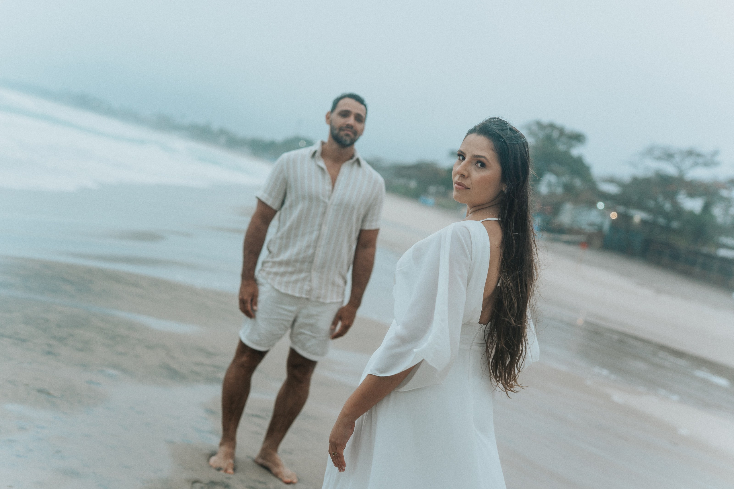 Pré Wedding — Bianca e Maik (Praia Maresias). Fotógrafo de casamento e Filmmaker de casamento