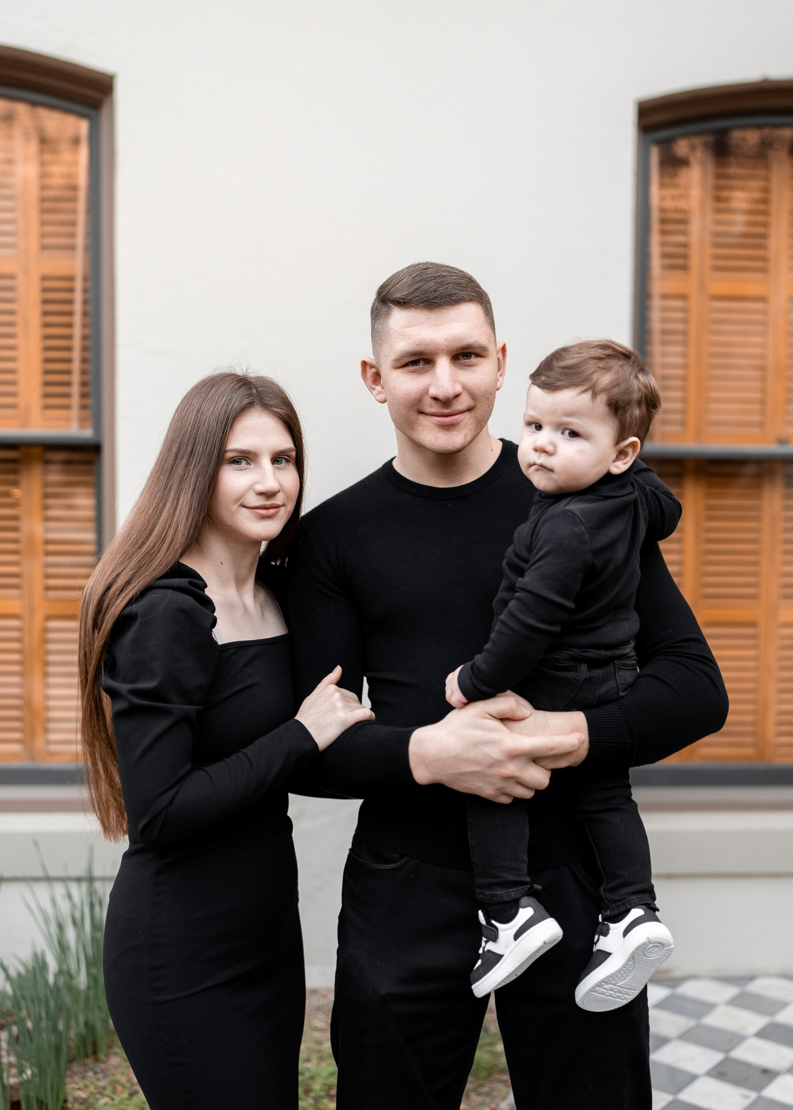 Artem, Nadia & Elisha. Family photographer in Sacramento | Sofia Pavenko