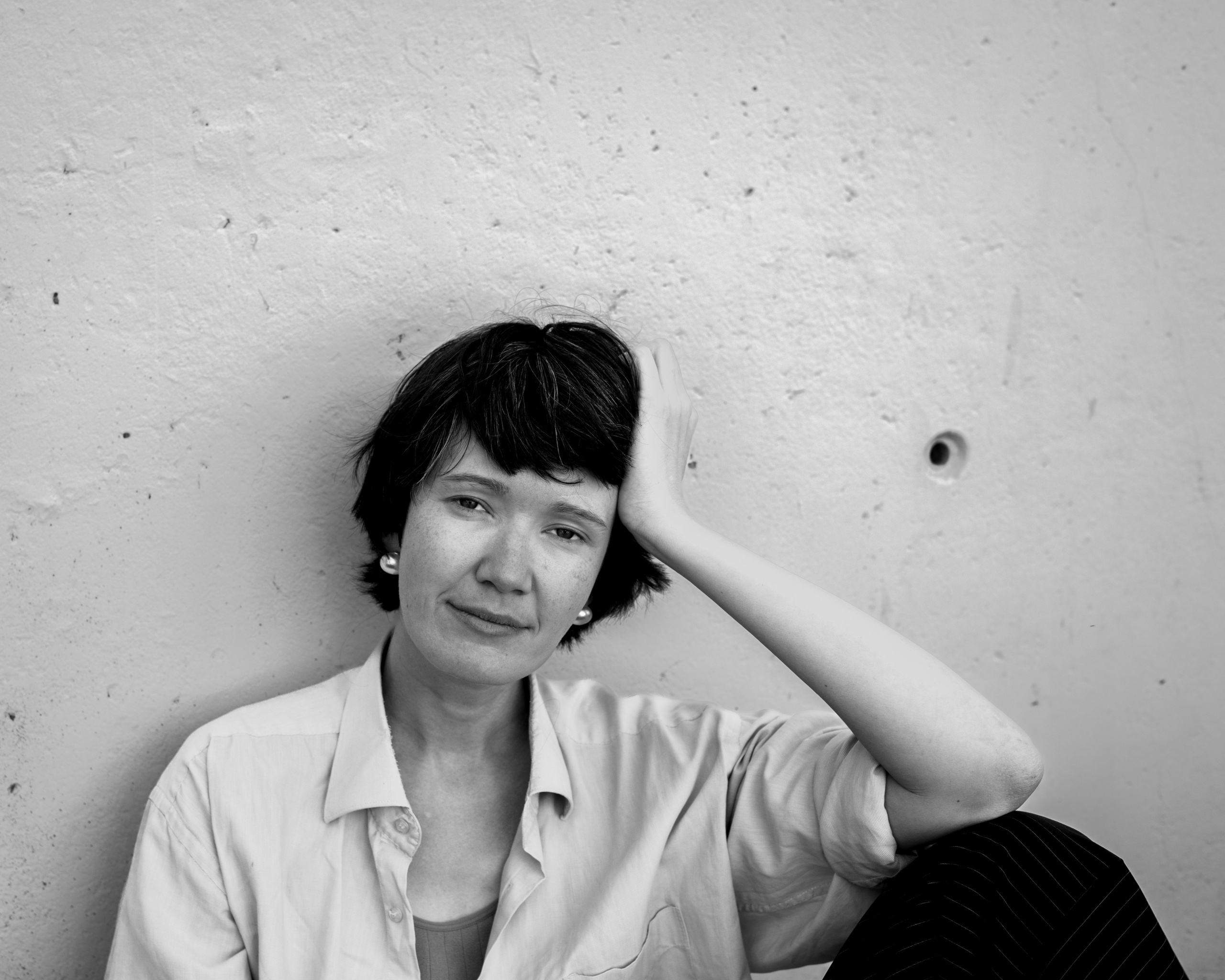 ASSA. A SMALL WALKING IN PORTO. Anastasiia Antoniuk portrait, family and couple photographer, Portugal