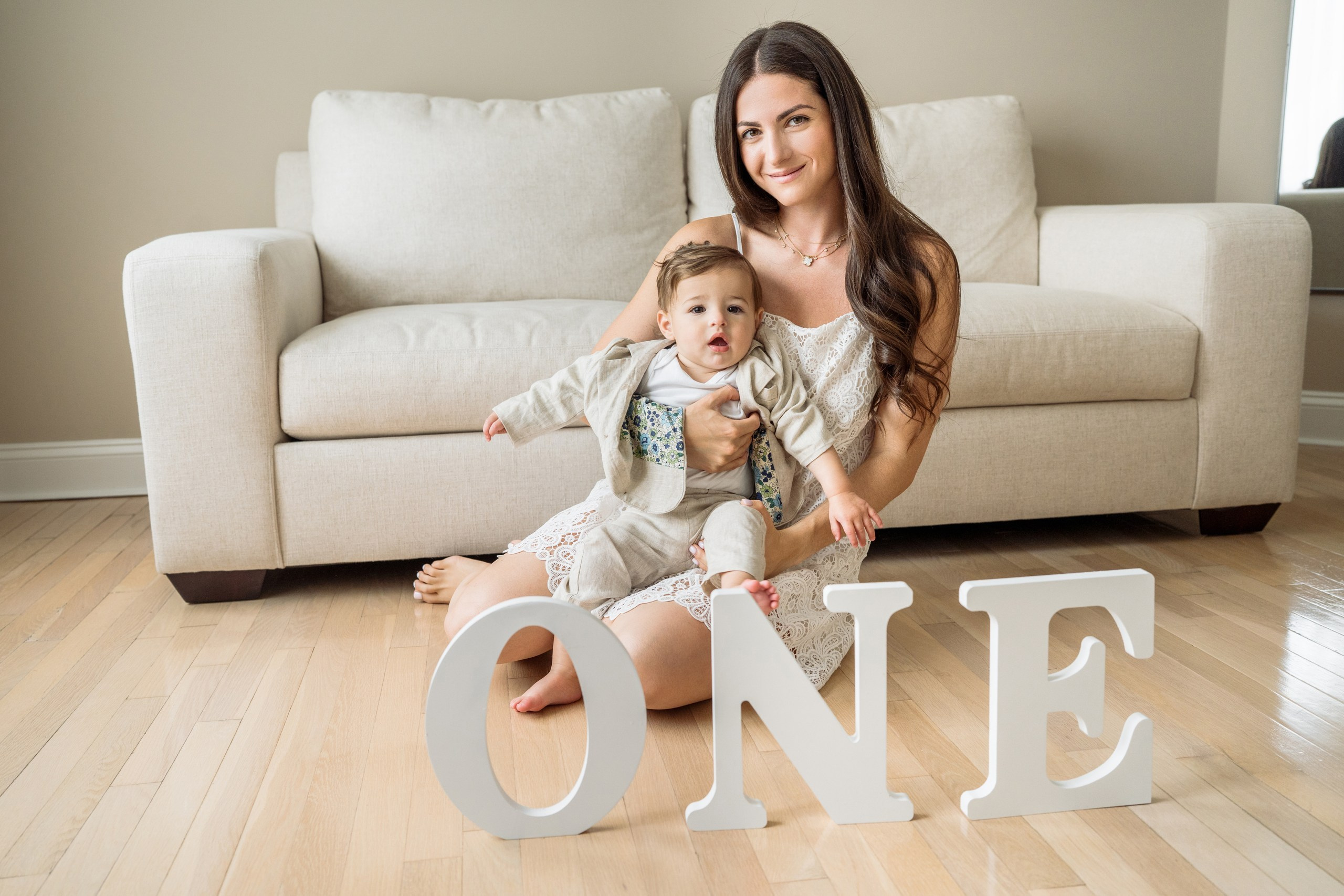 Felicia, Andy, Ethan. 1st year at home. Alisa Tant — Family and newborn photographer Bucks County, Montgomery county, Philadelphia, NJ