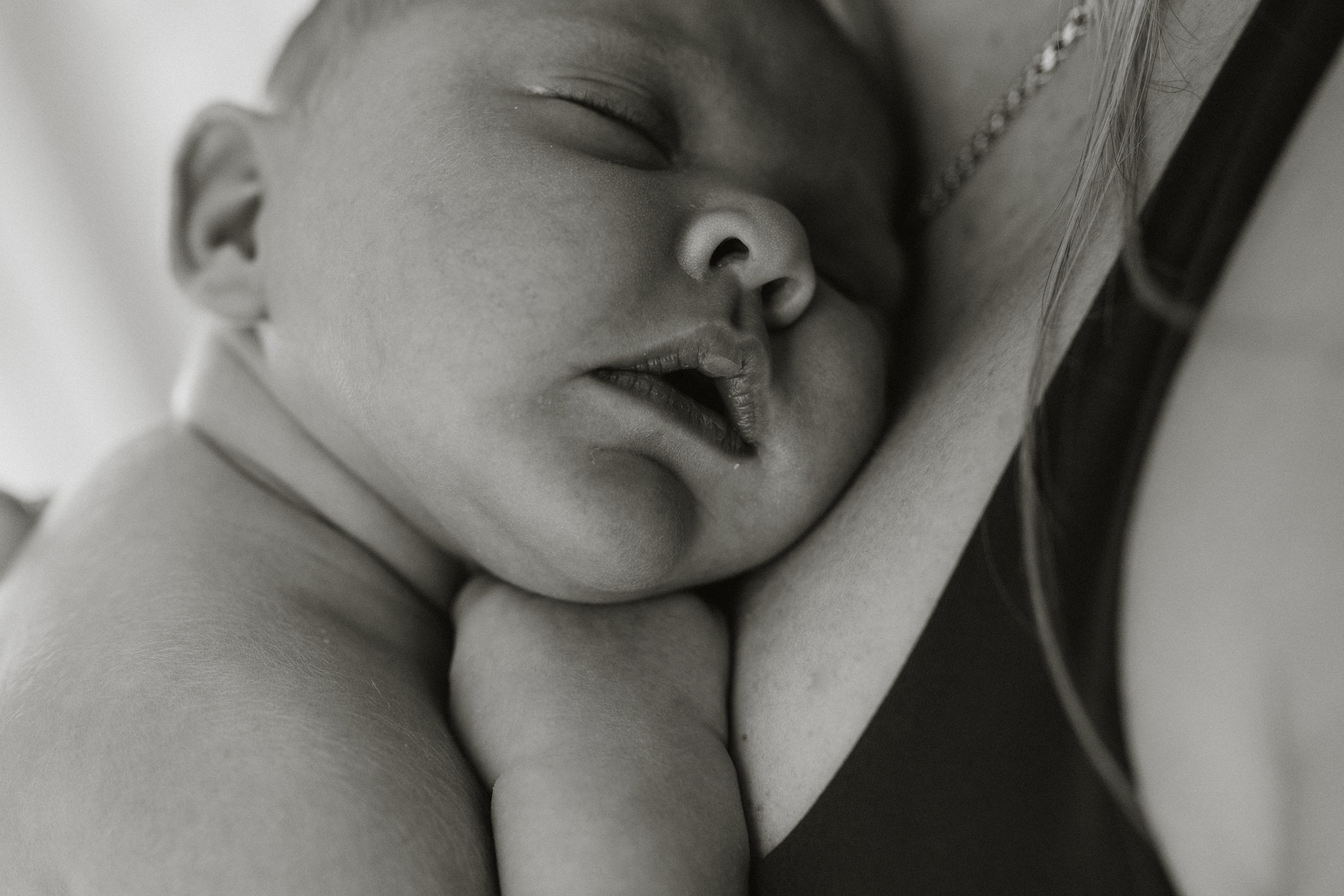 Newborn Photography at Home – Soft & Natural Moments. Alisa Tant — Family and newborn photographer Bucks County, Montgomery county, Philadelphia, NJ