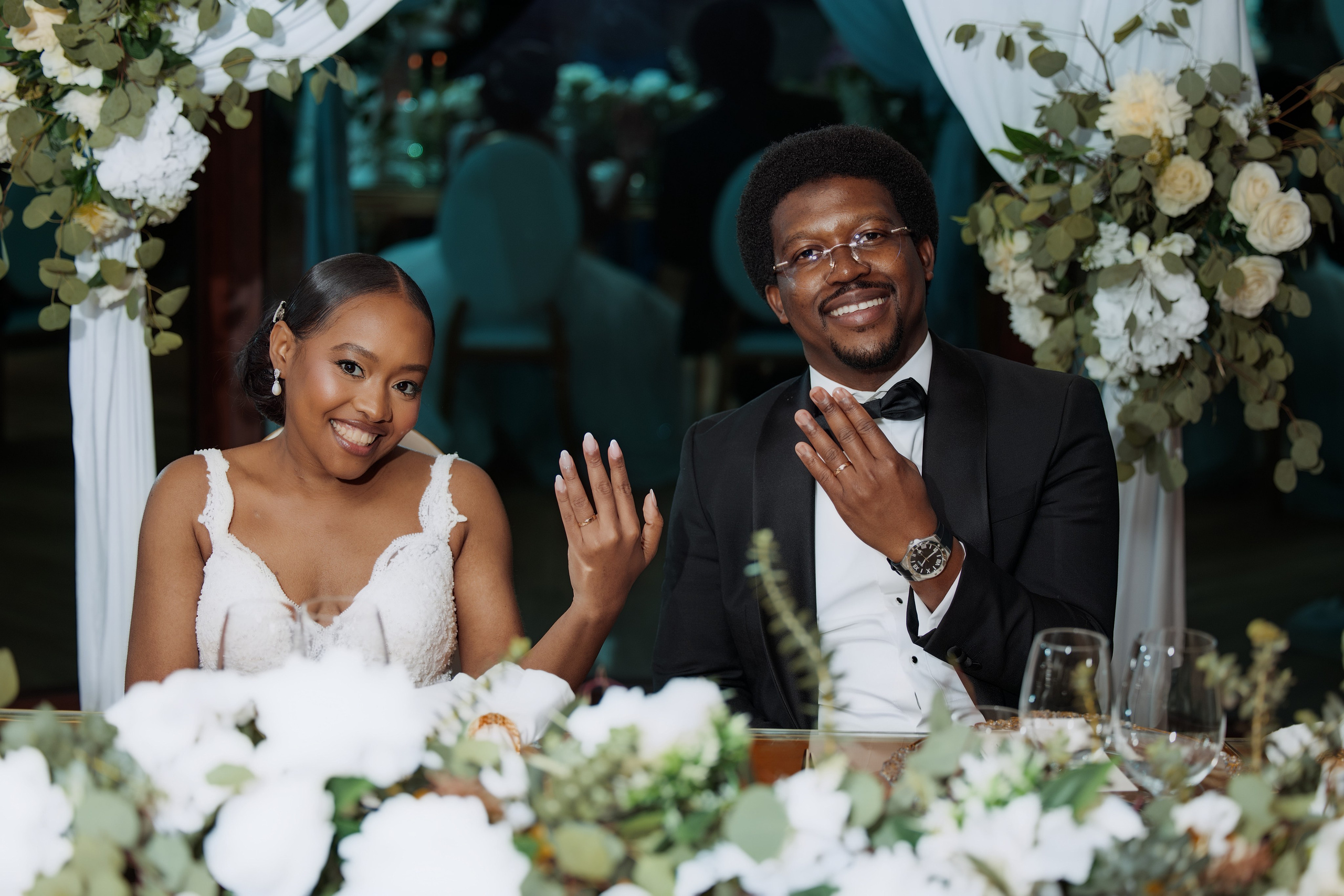 Nawik e Ethson. Fazemos o seu casamento ser lembrado por gerações