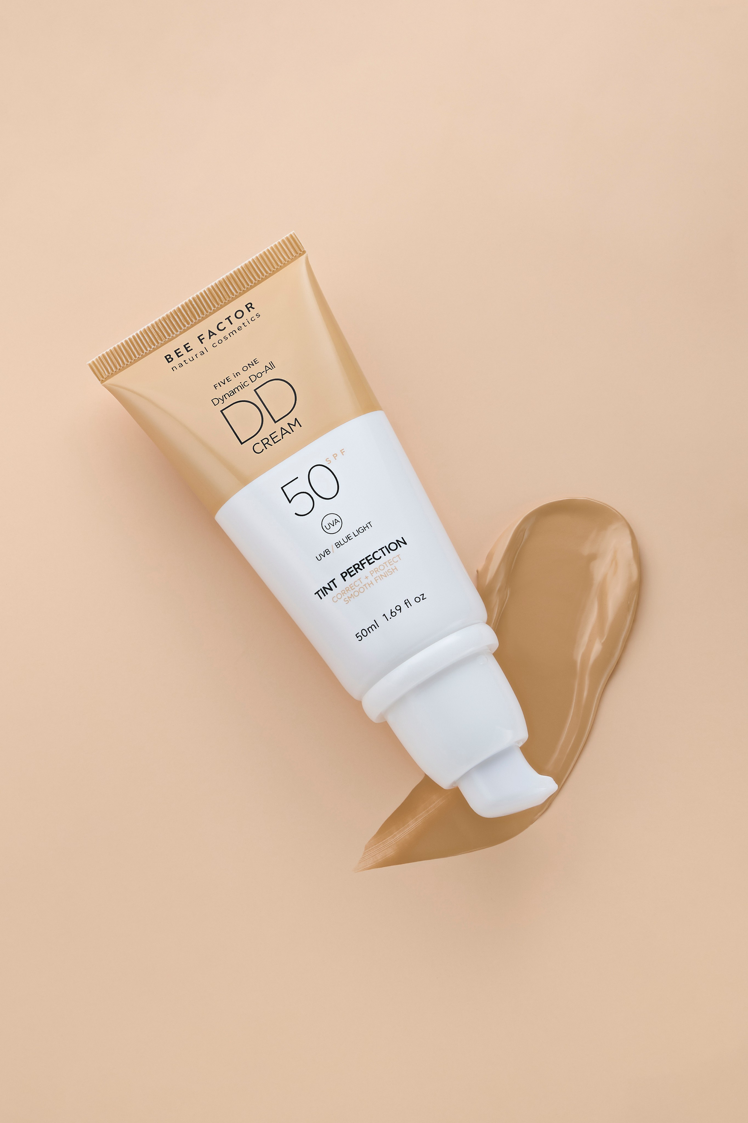 cosmetic retouching, skincare product retouching, beauty product editing, high-end cosmetic editing, face cream retouch, serum bottle editing, body lotion retouching, clean beauty retouch, cosmetic packaging editing, makeup product retouch, skincare photo editing, cosmetic product photography, Instagram beauty retouch, e-commerce cosmetic editing, product photo retouching, professional product retouch, beauty flatlay retouch, natural texture retouching, packaging cleanup, photo editing for beauty brands, minimalist product retouch, skincare visuals for social media, high-end beauty retoucher