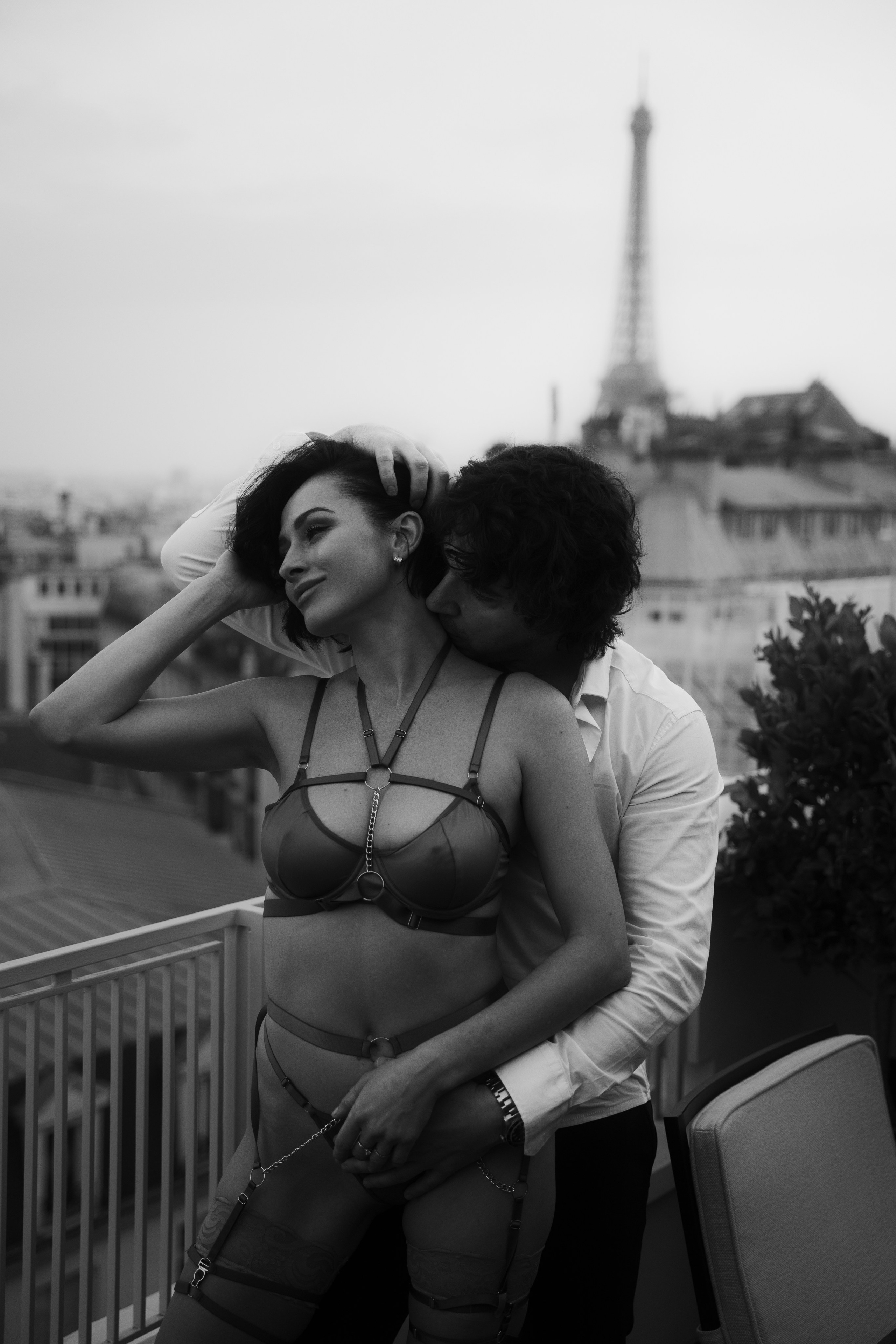 Ekaterina & Emanuele at Hôtel de Sers. Paris photographer — Polina Osipova