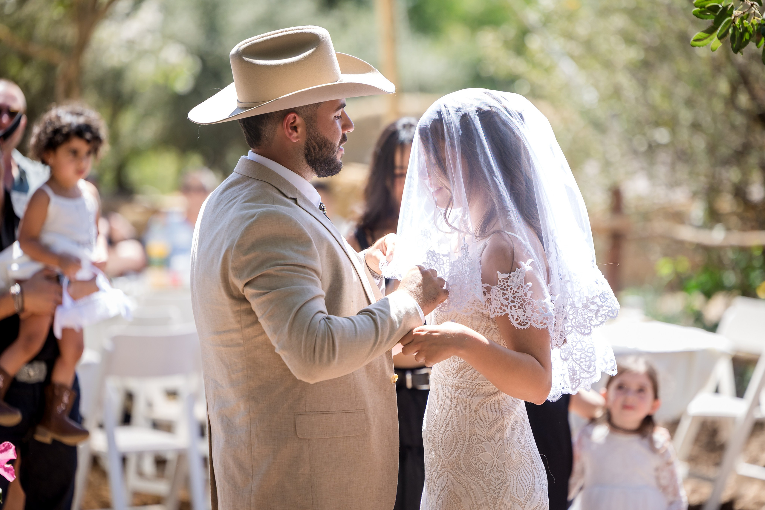 Eden & Raz. AMIR BUCHNIK PHOTOGRAPHER