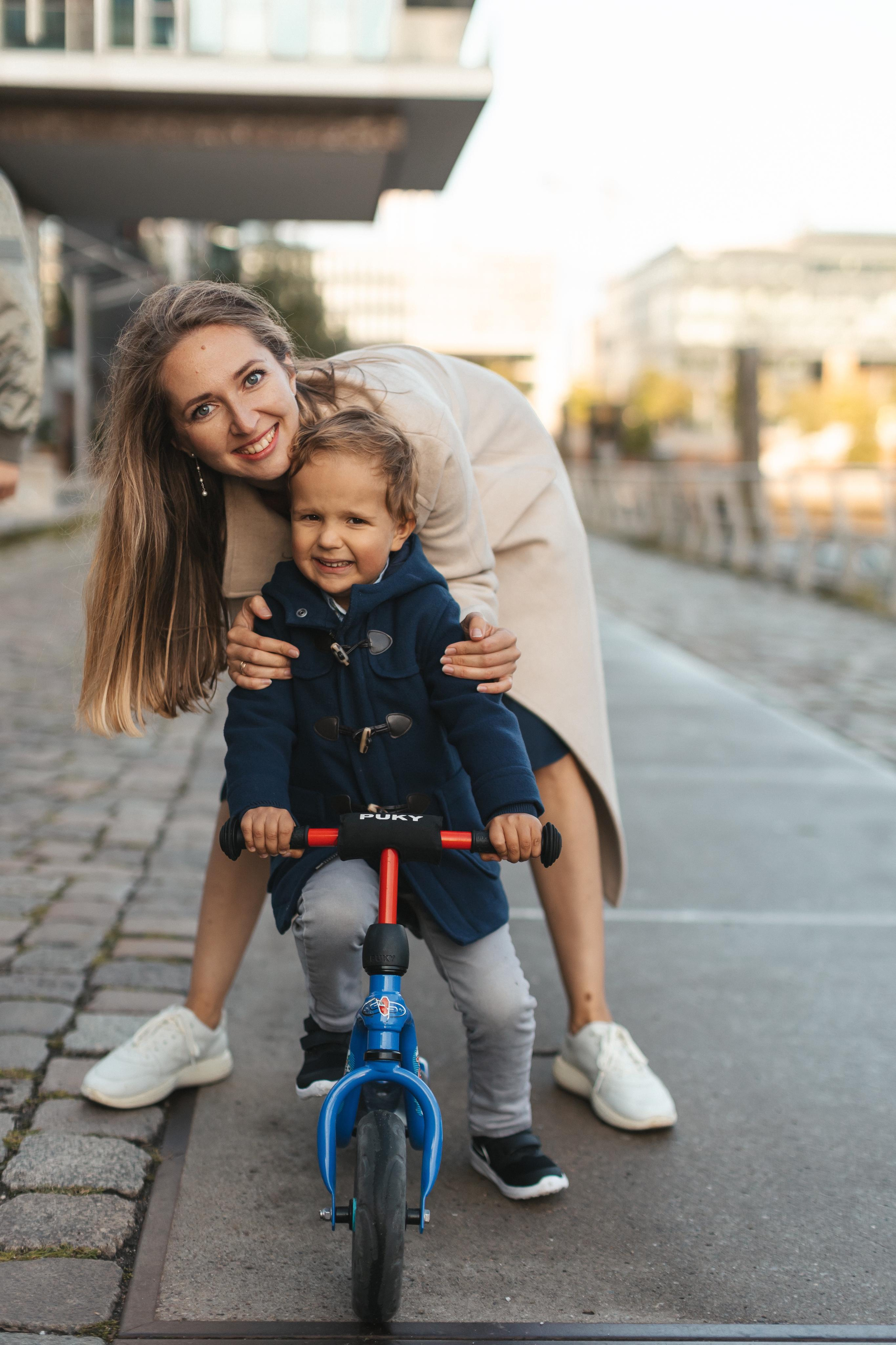 Семейная прогулка в Гамбурге в HafenCity. Фотограф в Германии — Мария Чистякова