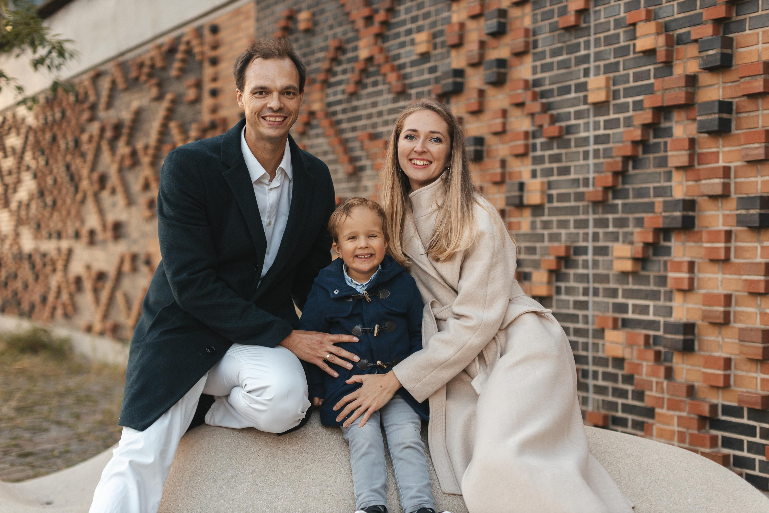 Семейная прогулка в Гамбурге в HafenCity. Фотограф в Германии — Мария Чистякова