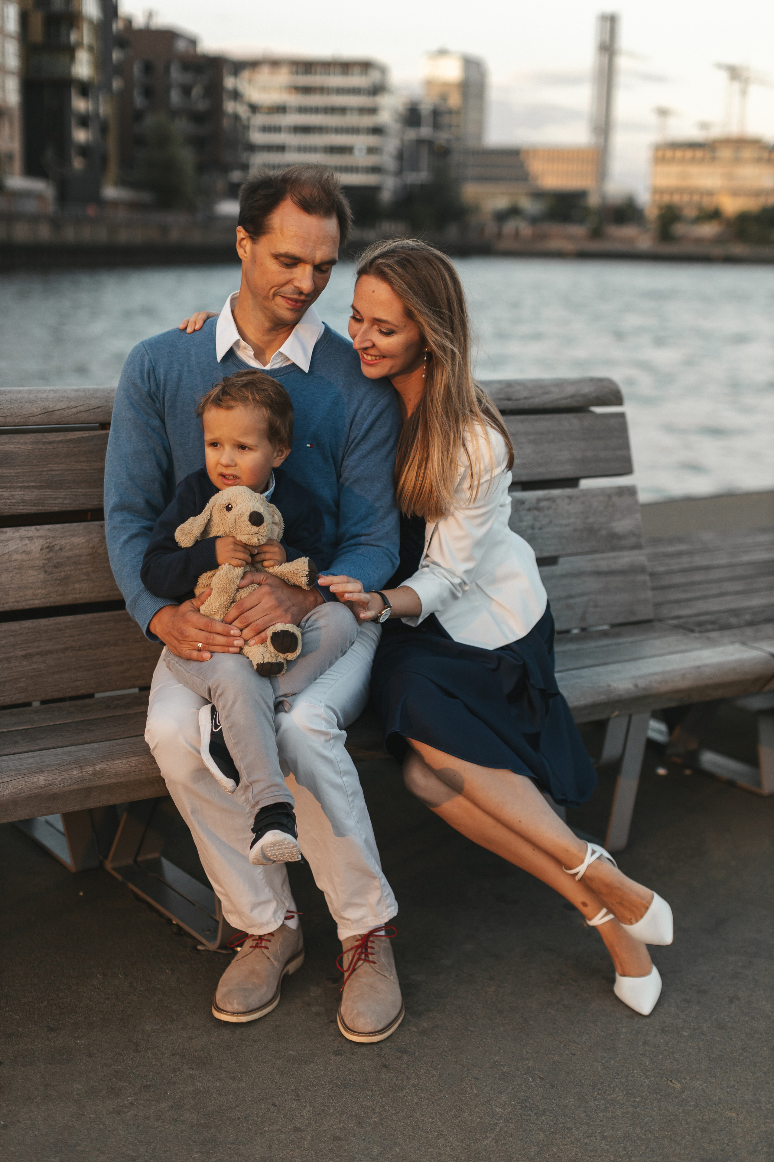 Семейная прогулка в Гамбурге в HafenCity. Фотограф в Германии — Мария Чистякова