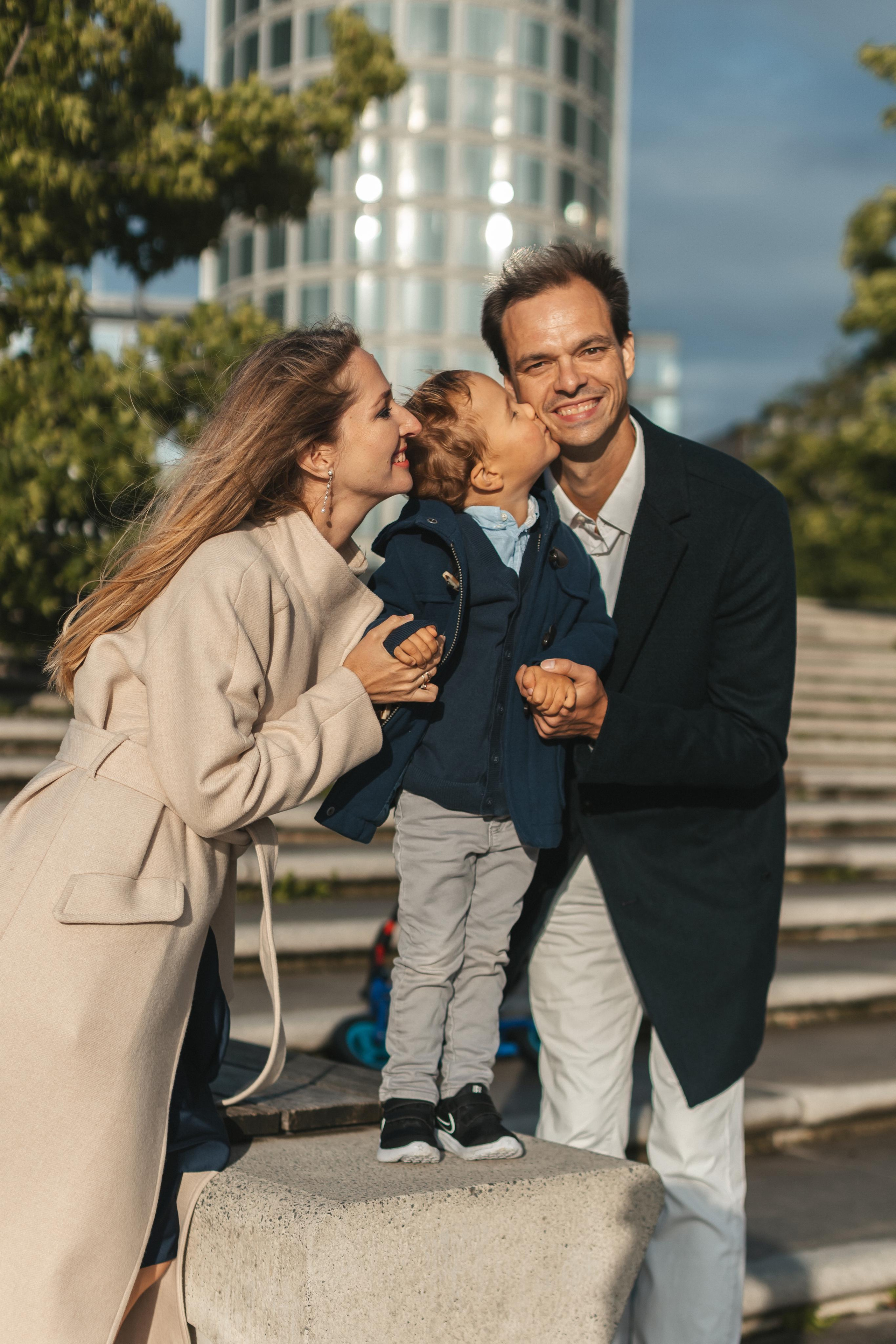 Семейная прогулка в Гамбурге в HafenCity. Фотограф в Германии — Мария Чистякова