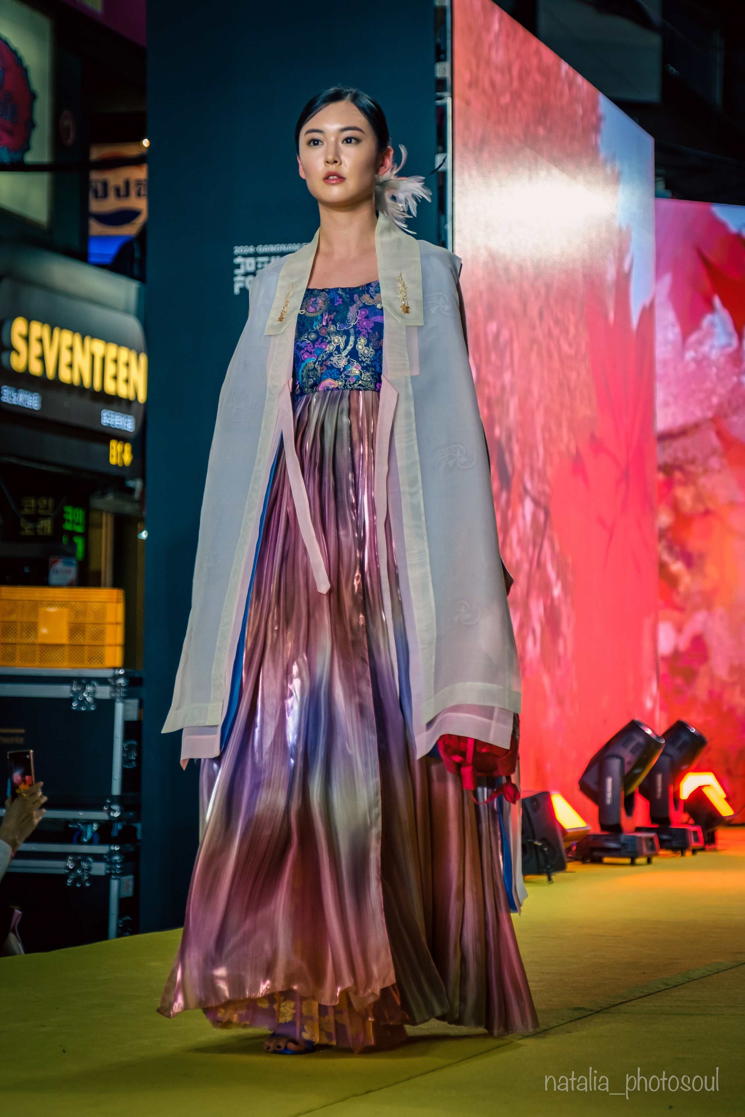 KOREAN TRADITIONAL COSTUME. Photographer in Seoul Dobrokvashina Natalya